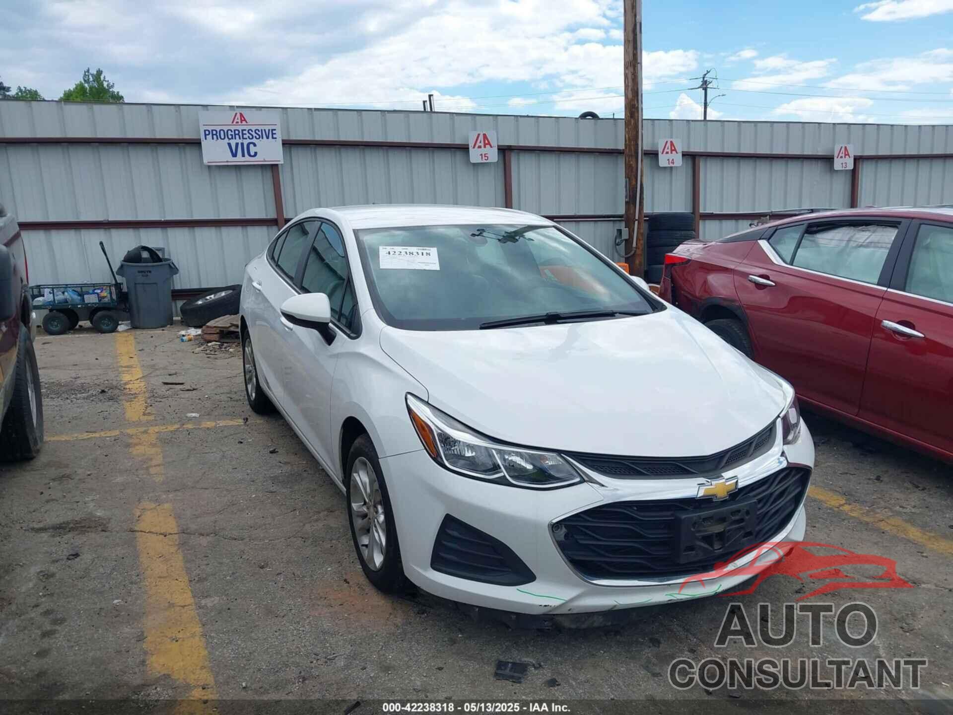 CHEVROLET CRUZE 2019 - 1G1BC5SM5K7149861
