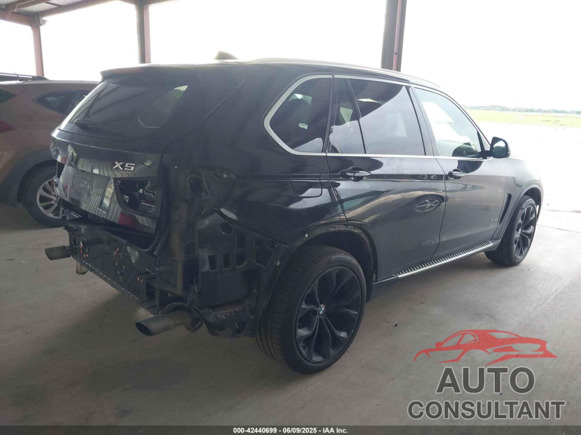 BMW X5 2015 - 5UXKR0C55F0P17877