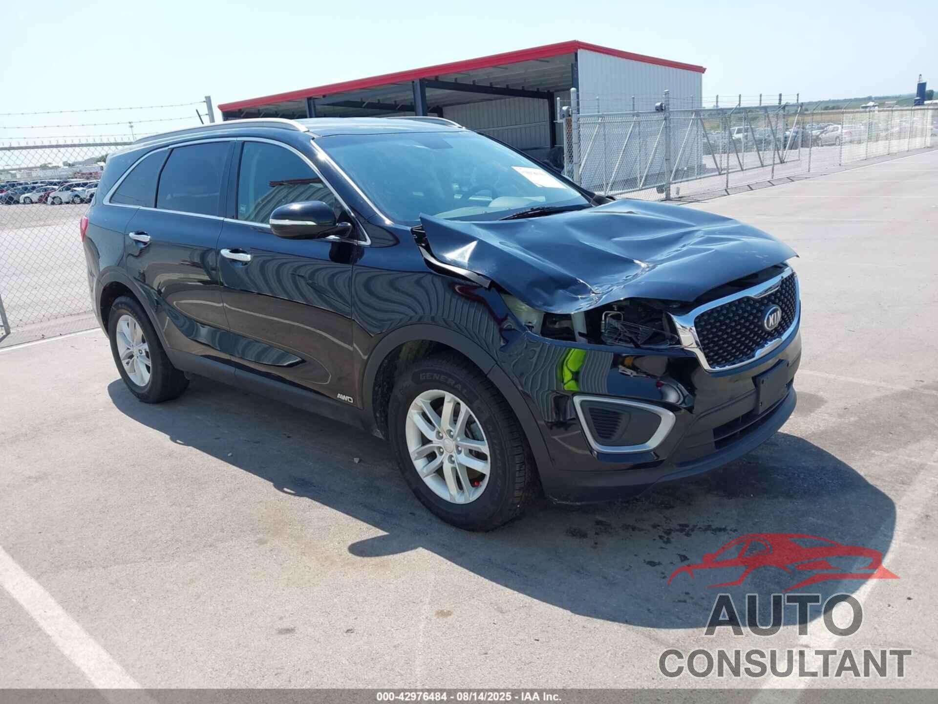 KIA SORENTO 2017 - 5XYPGDA37HG256717