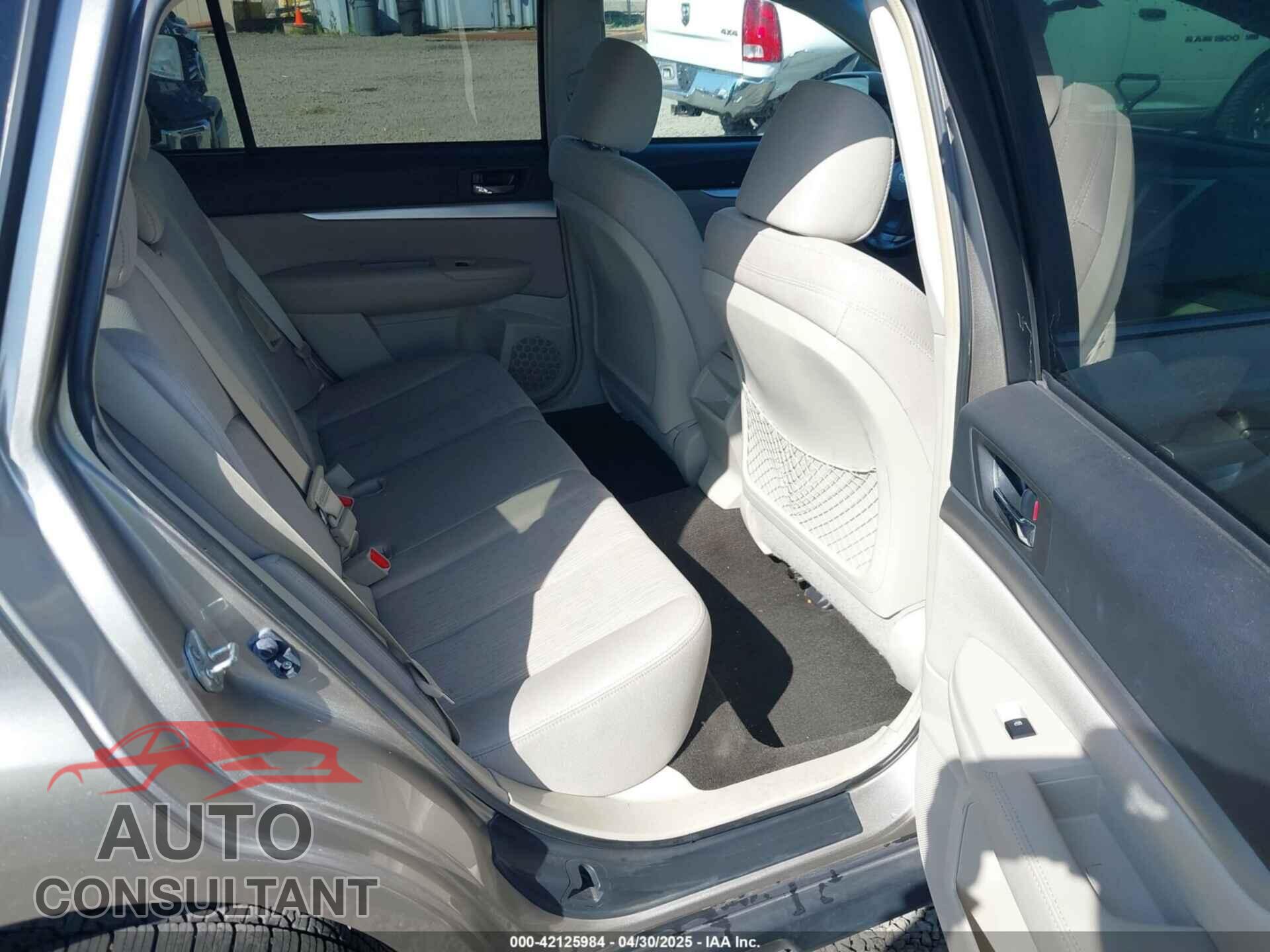 SUBARU OUTBACK 2014 - 4S4BRBCC4E3201983