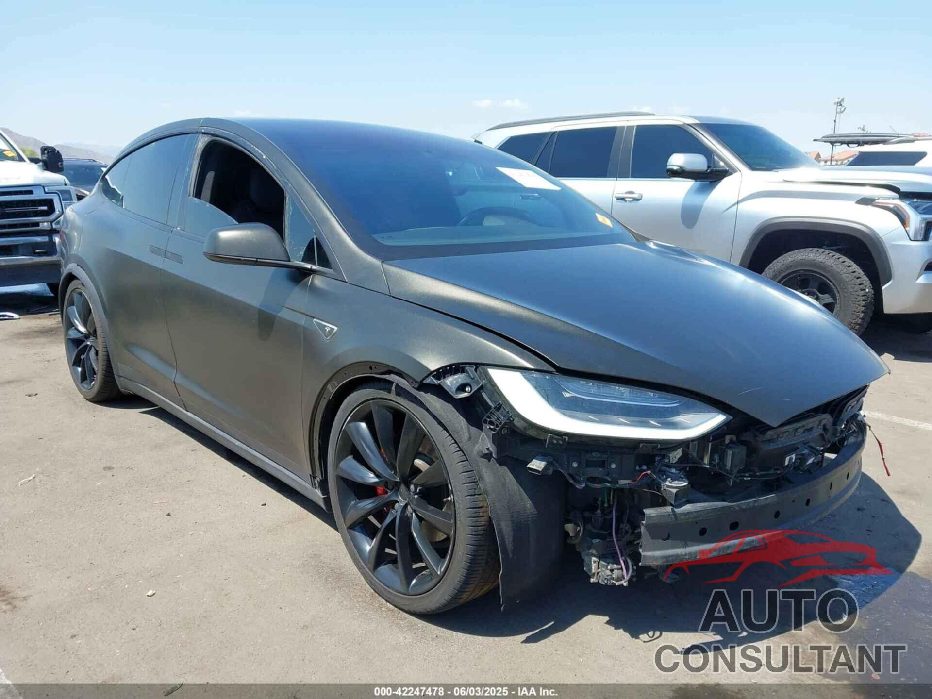TESLA MODEL X 2016 - 5YJXCAE47GF005120