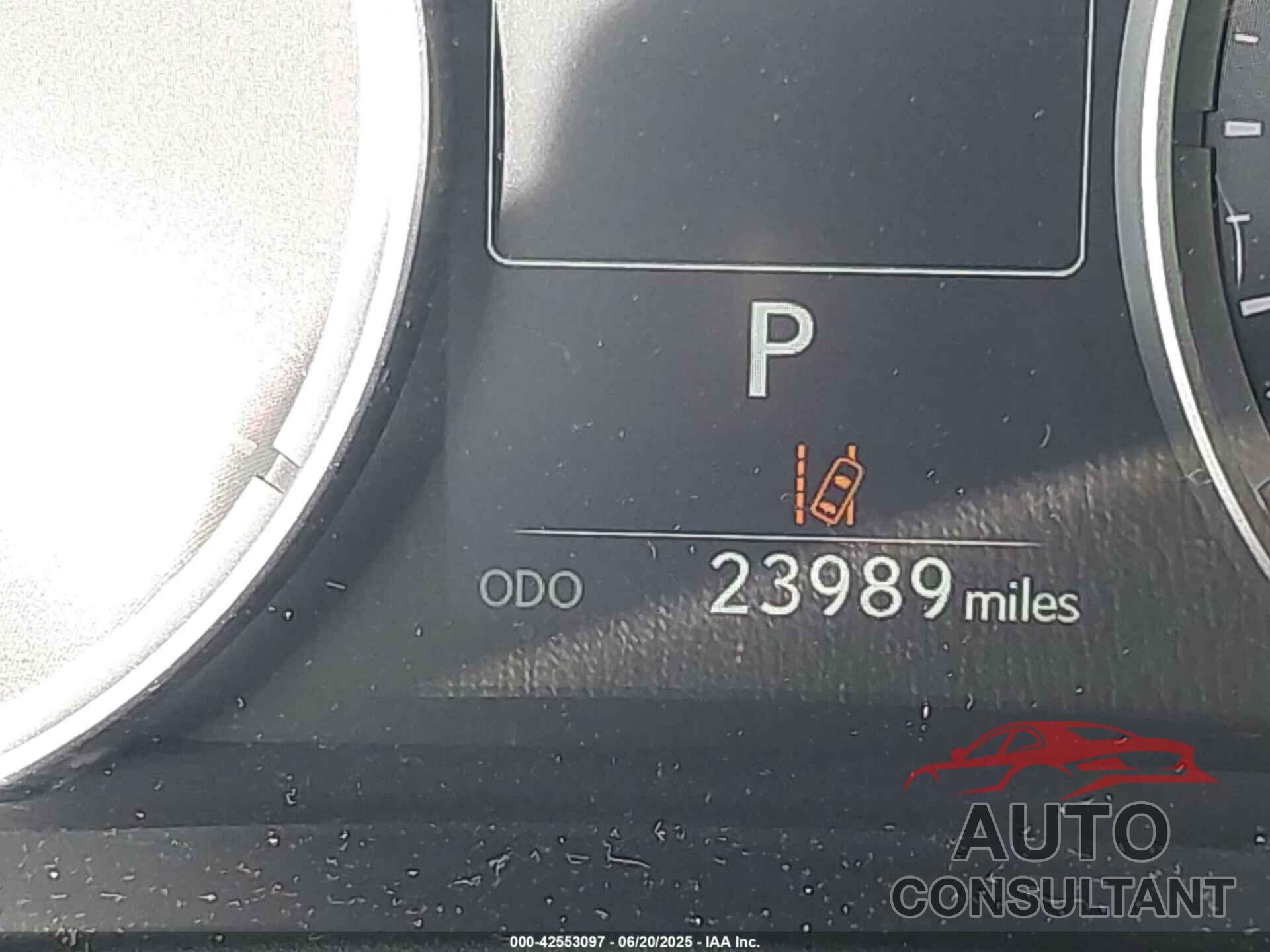 LEXUS IS 300 2024 - JTHCA1D27R5129265
