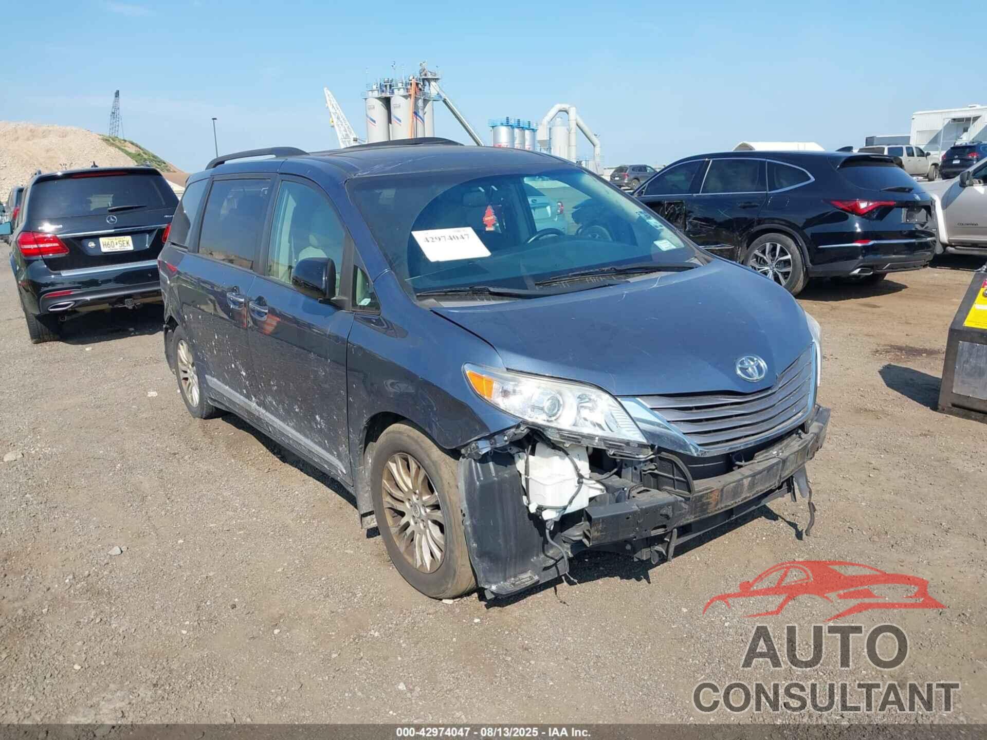 TOYOTA SIENNA 2017 - 5TDYZ3DC2HS860585
