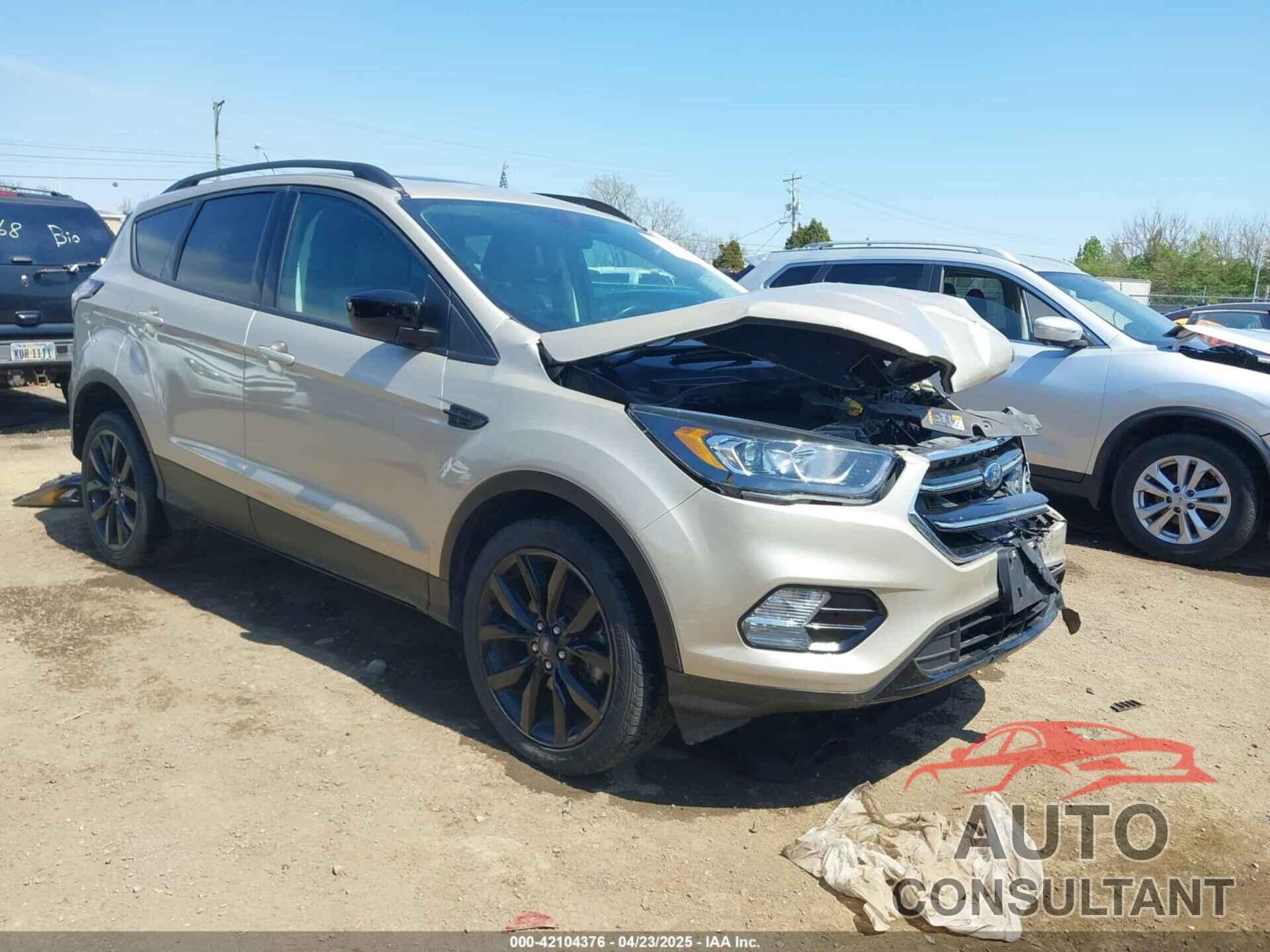 FORD ESCAPE 2017 - 1FMCU9GD3HUE67086
