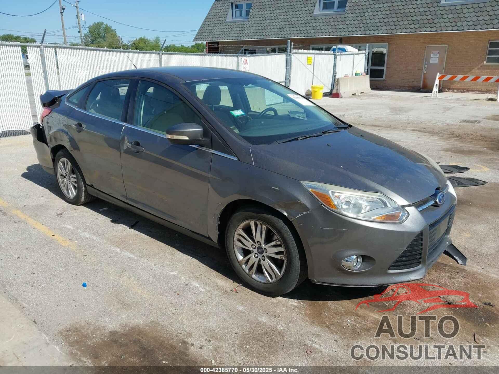 FORD FOCUS 2012 - 1FAHP3H24CL274705