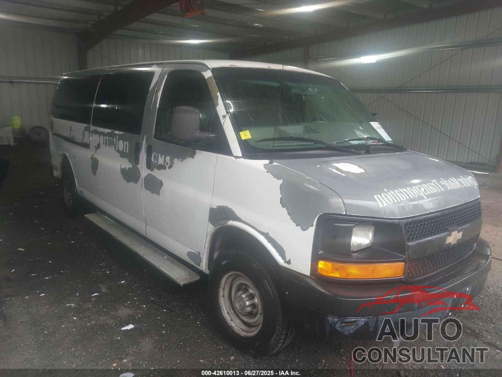 CHEVROLET EXPRESS 3500 2010 - 1GA2GZDG8A1145923