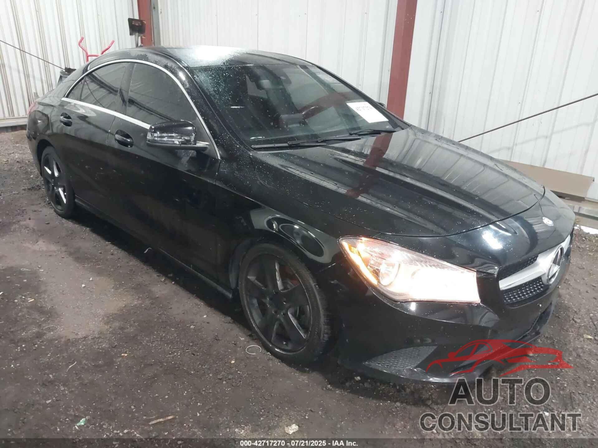 MERCEDES-BENZ CLA 250 2015 - WDDSJ4GB0FN248061