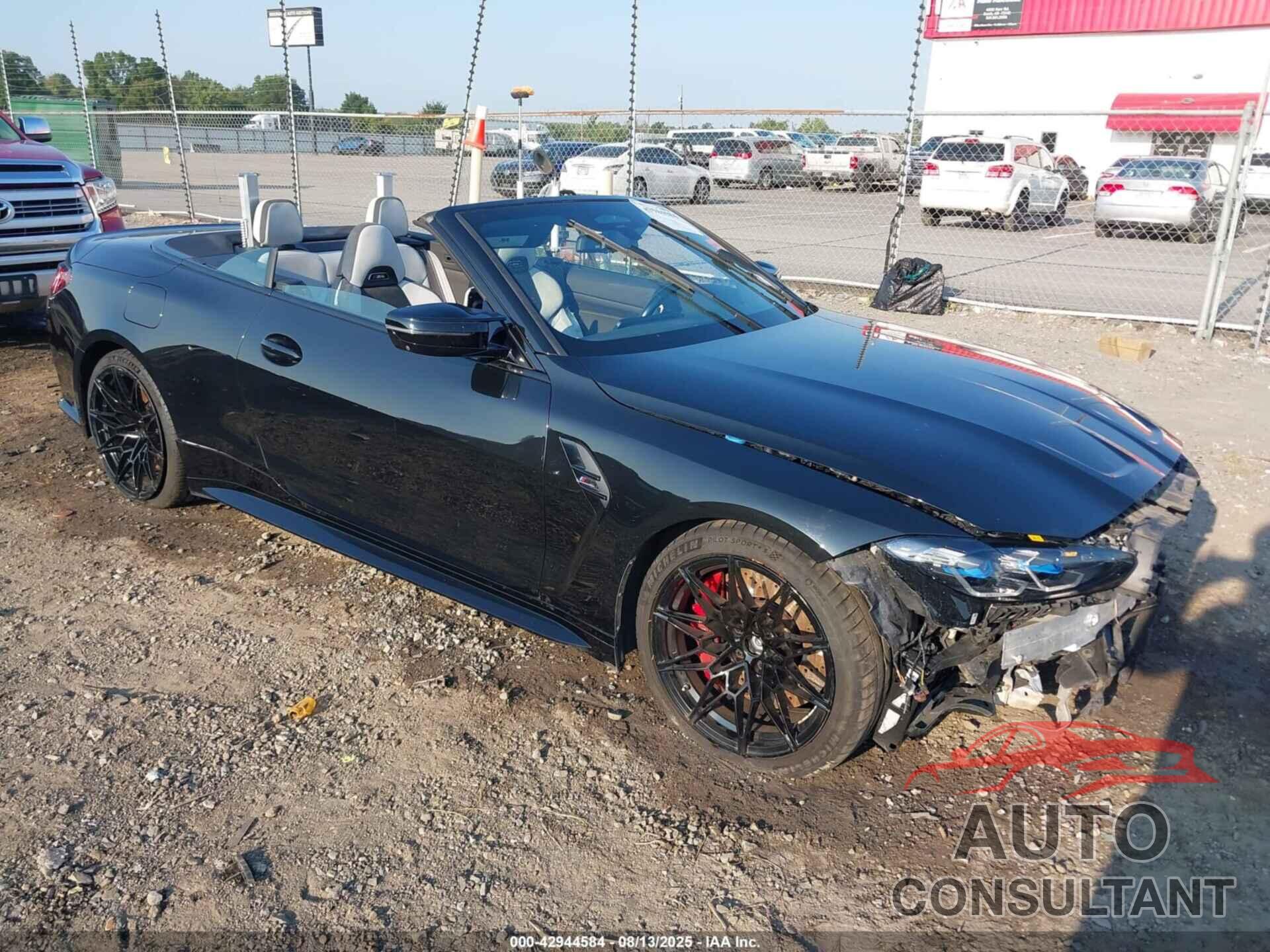 BMW M4 2023 - WBS33BA06PCL90778