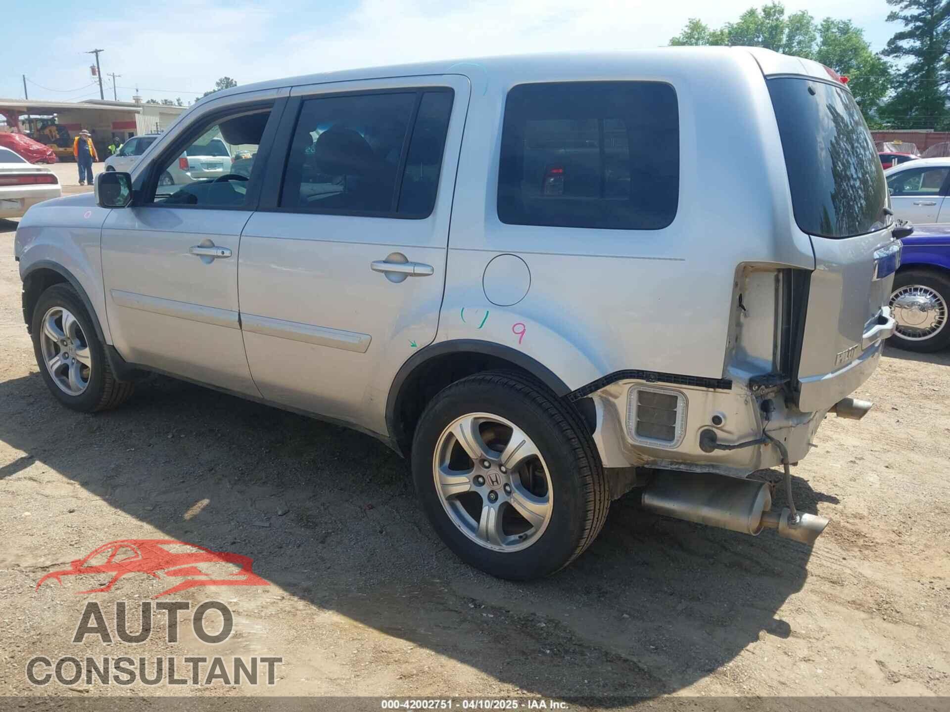 HONDA PILOT 2013 - 5FNYF3H54DB031813