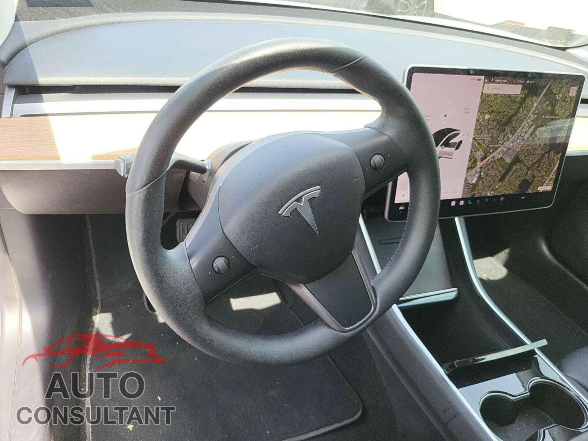 TESLA MODEL 3 2020 - 5YJ3E1EB7LF637021