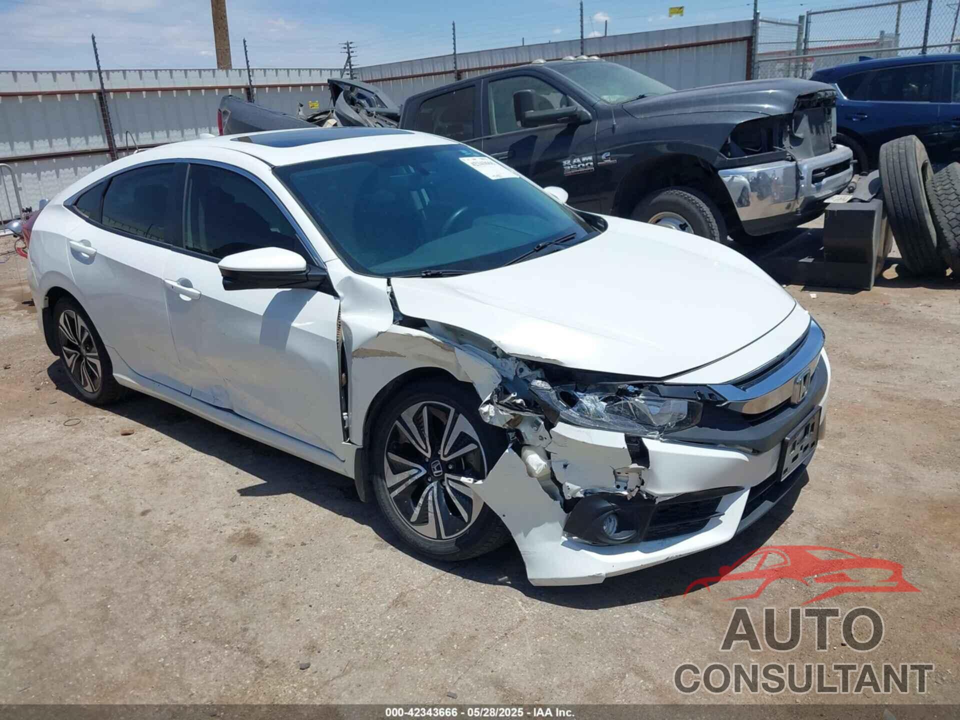 HONDA CIVIC 2018 - JHMFC1F77JX011144