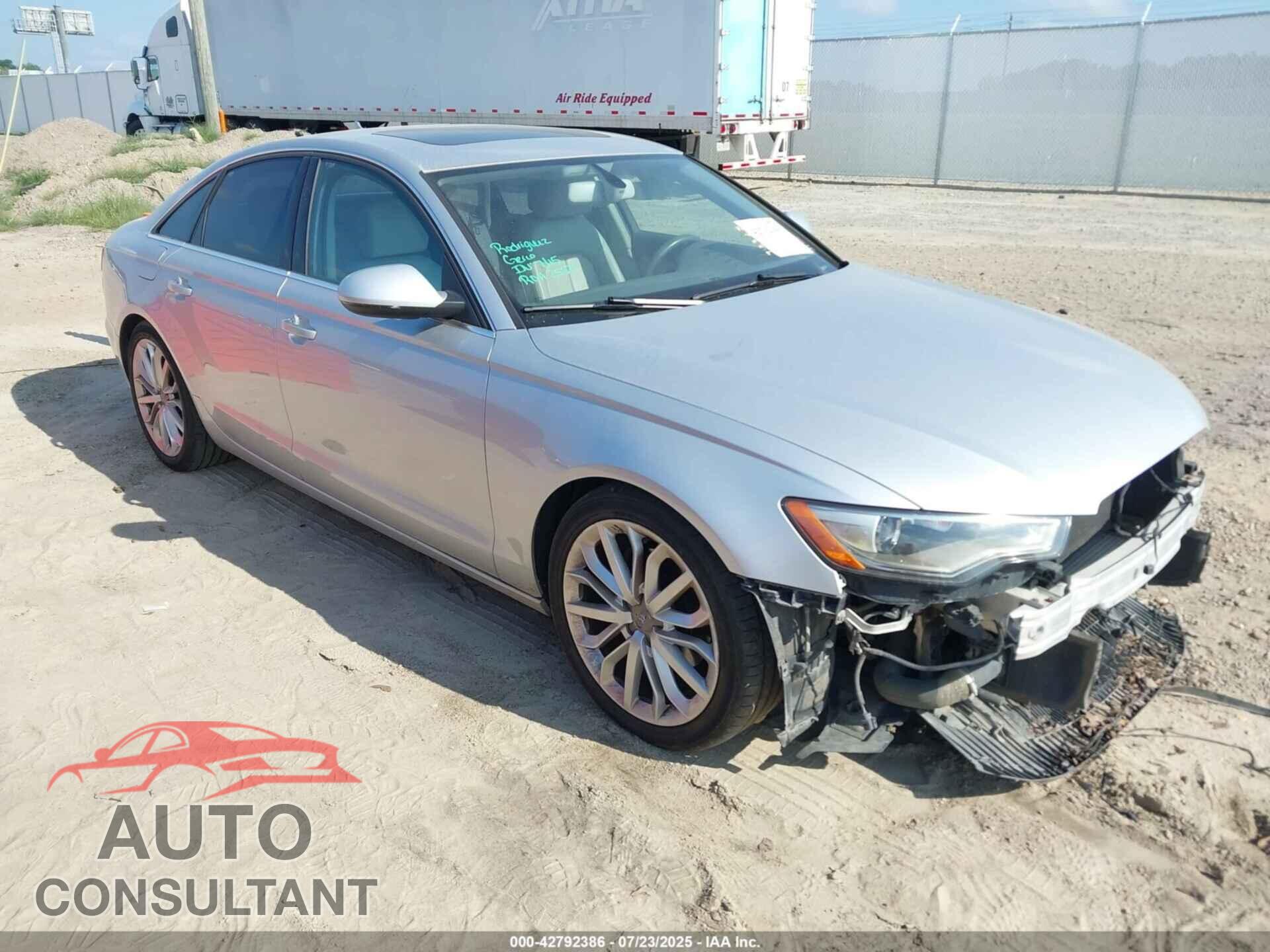 AUDI A6 2013 - WAUDFAFC5DN076987