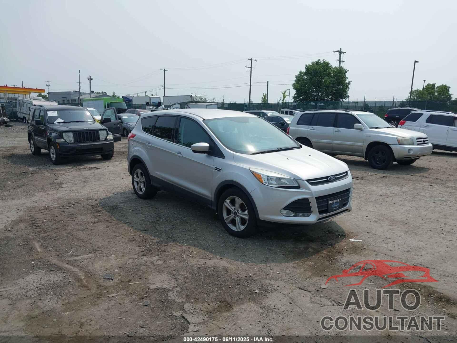 FORD ESCAPE 2015 - 1FMCU0GX6FUC22298