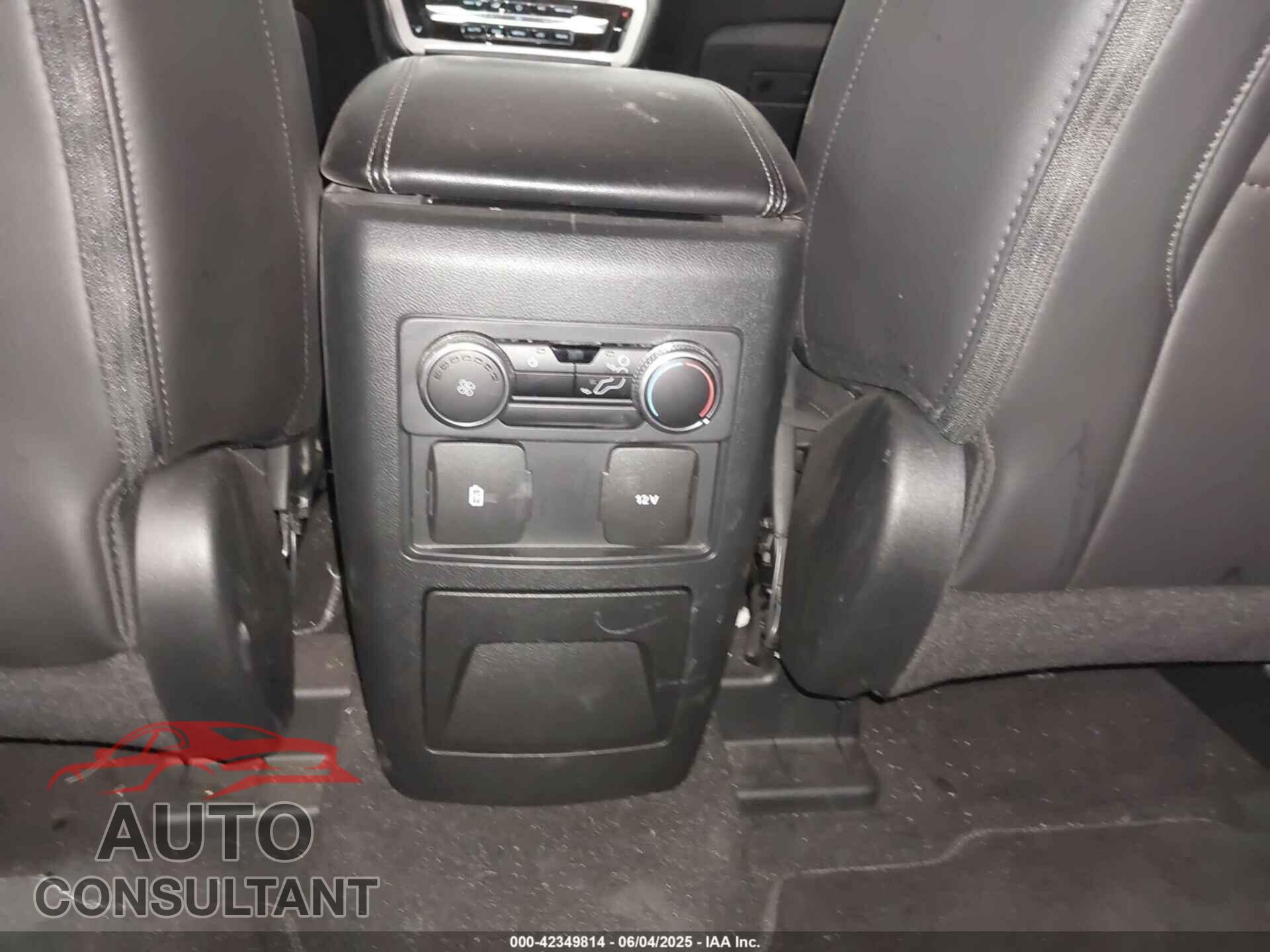 FORD EXPLORER 2023 - 1FMSK8DH1PGB72486