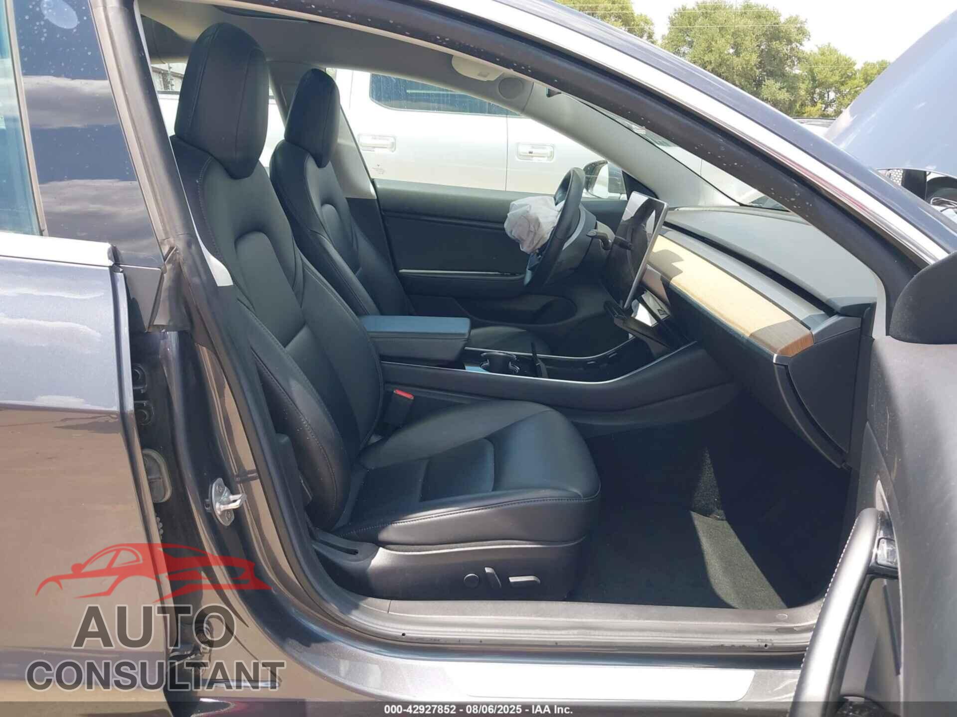 TESLA MODEL 3 2019 - 5YJ3E1EB9KF432735