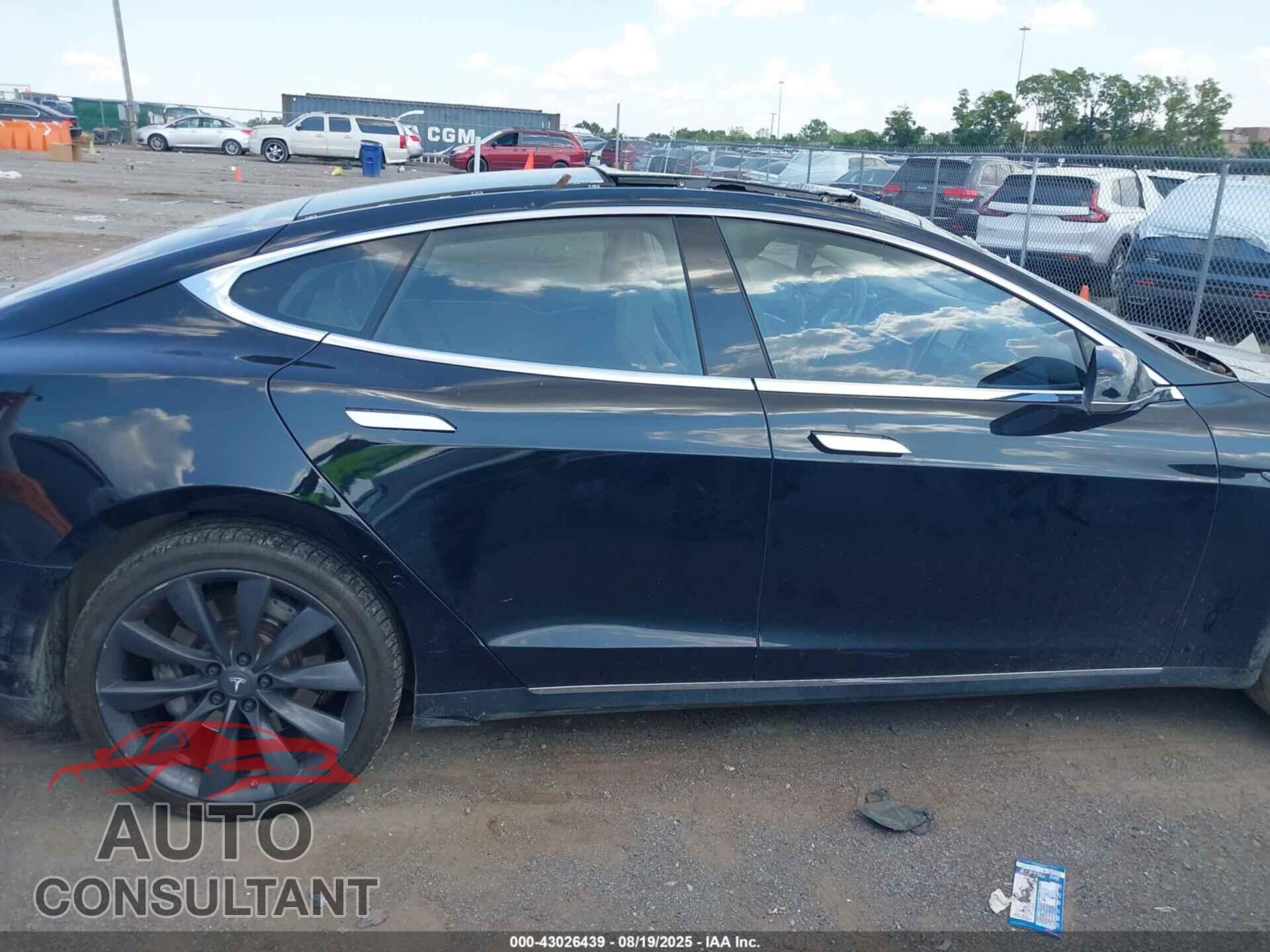 TESLA MODEL S 2012 - 5YJSA1DP8CFS00682
