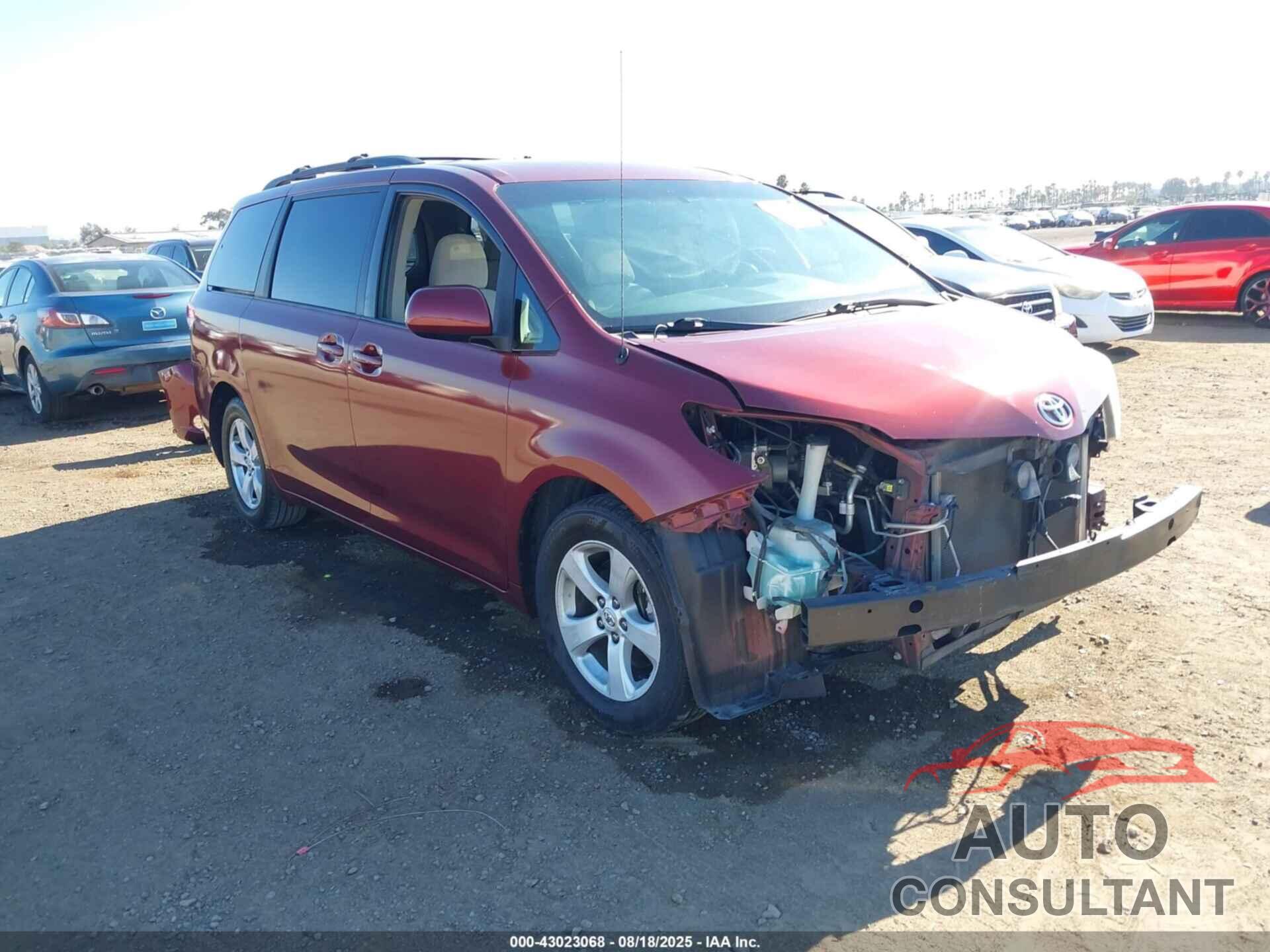 TOYOTA SIENNA 2011 - 5TDKK3DC8BS038889