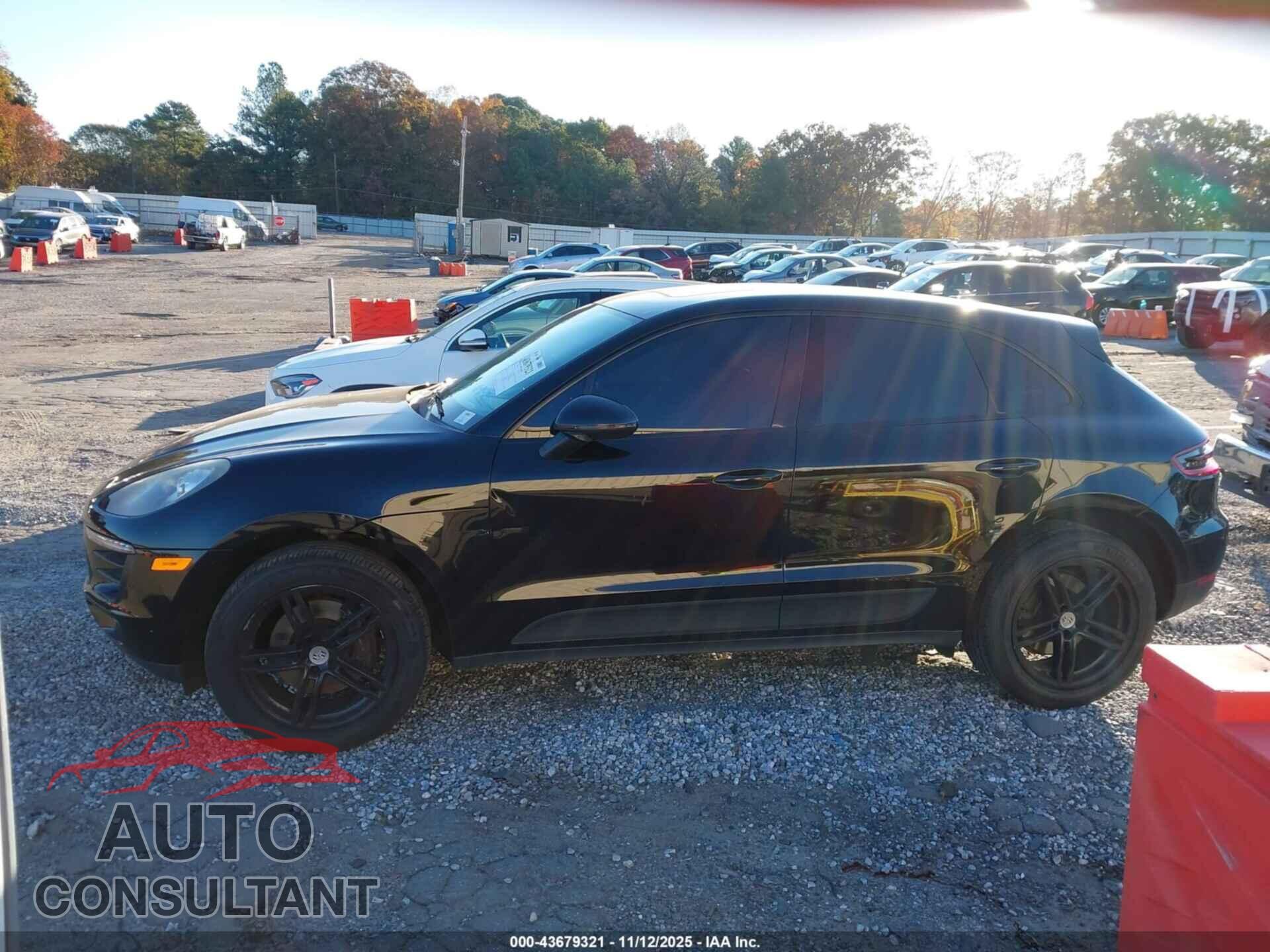 PORSCHE MACAN 2017 - WP1AA2A58HLB04204