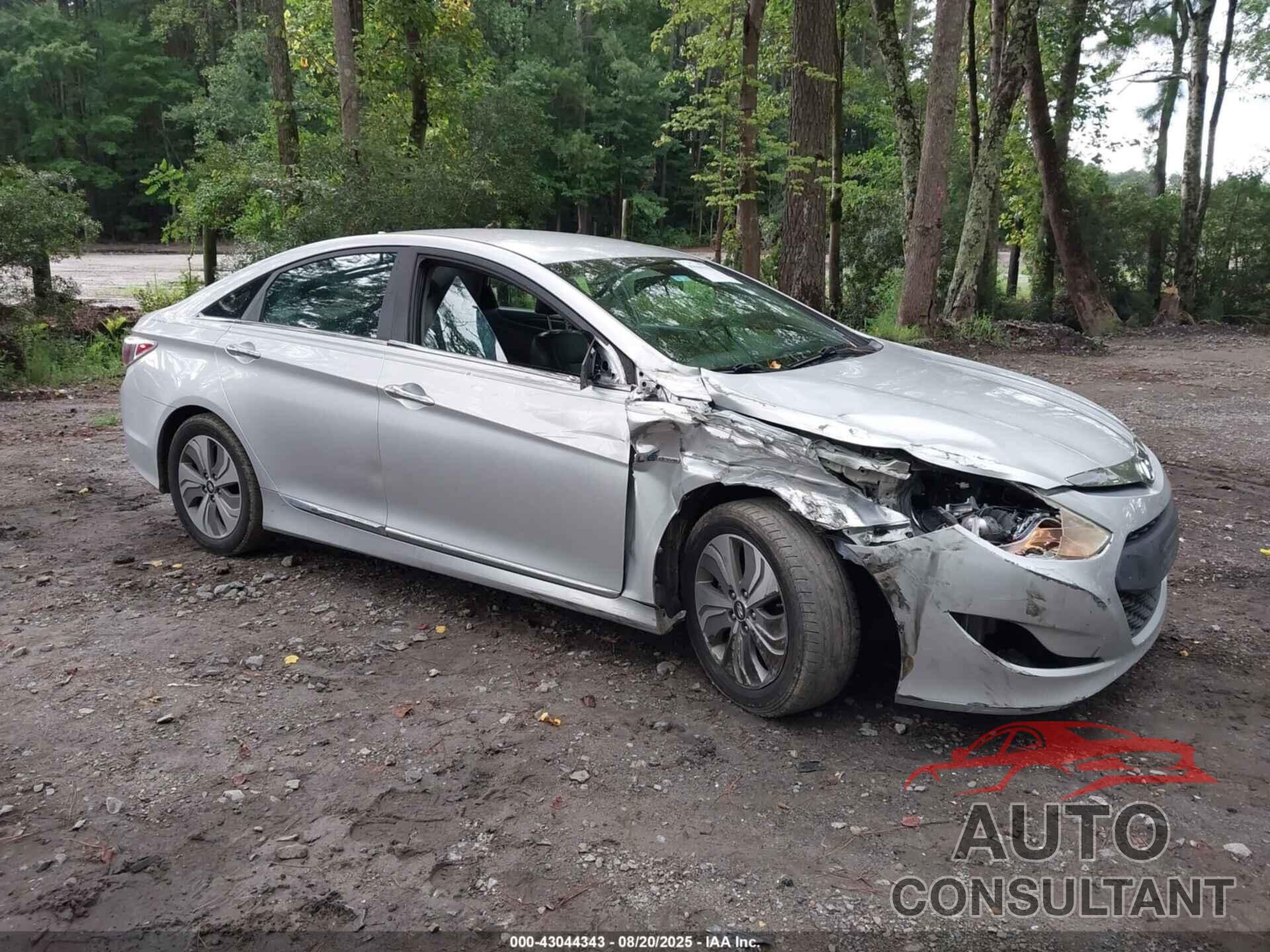 HYUNDAI SONATA HYBRID 2013 - KMHEC4A42DA085294