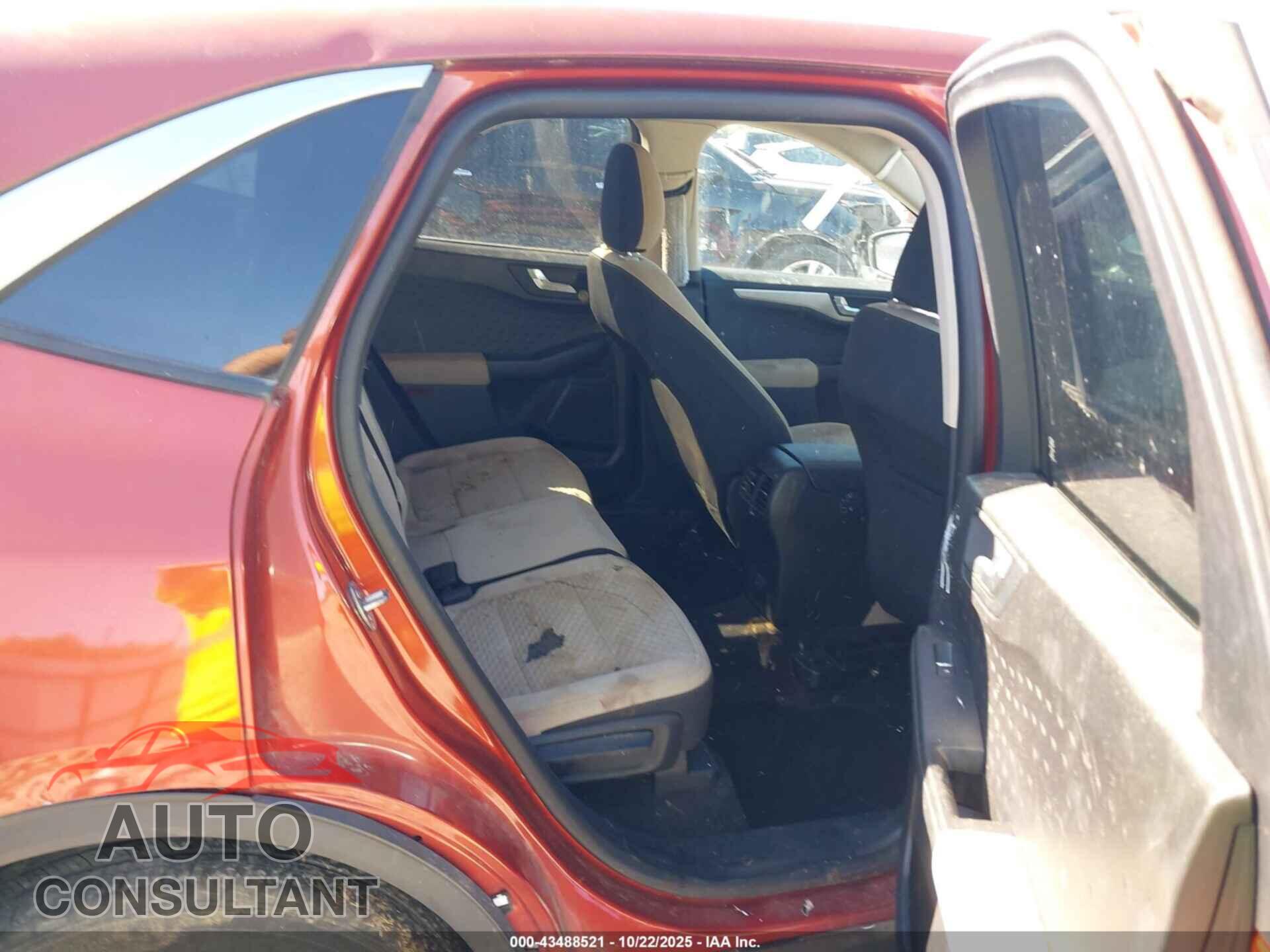 FORD ESCAPE 2020 - 1FMCU0G63LUA68622