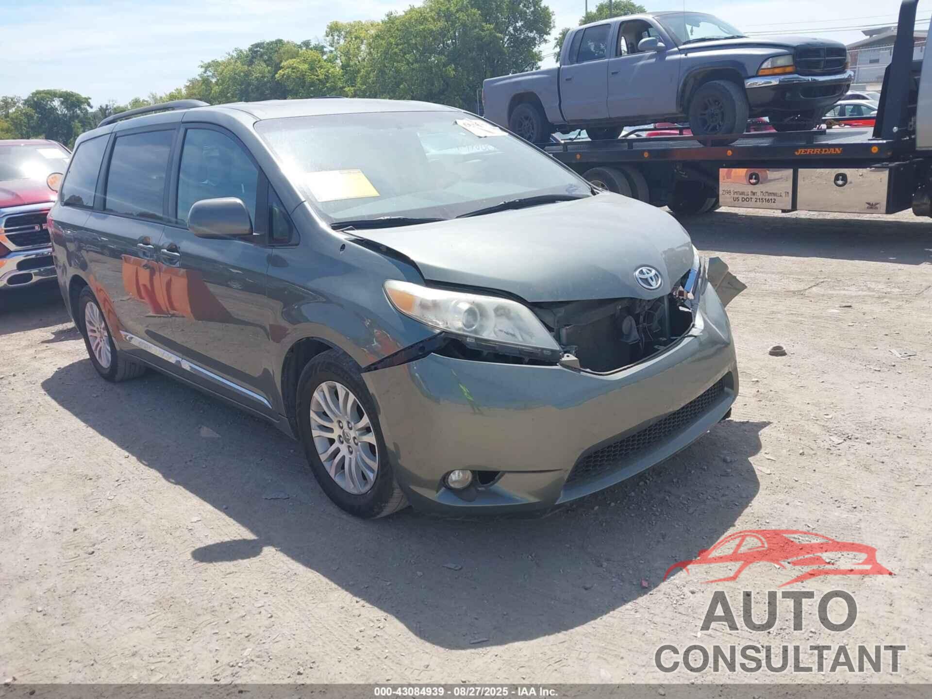 TOYOTA SIENNA 2013 - 5TDYK3DC0DS301809