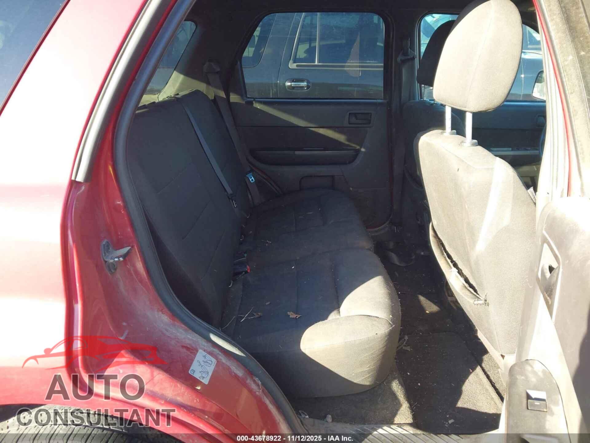 FORD ESCAPE 2010 - 1FMCU0D75AKC23841