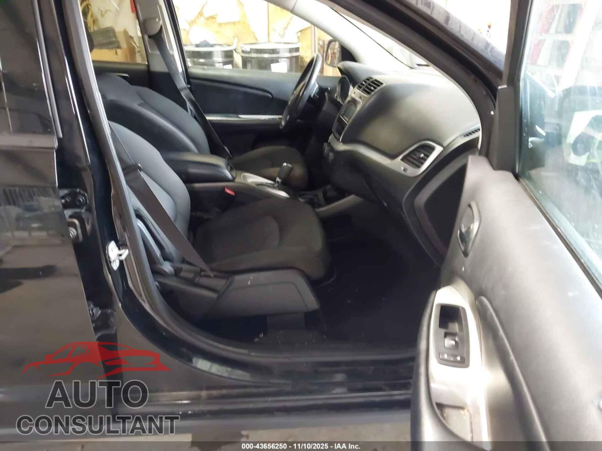 DODGE JOURNEY 2017 - 3C4PDCAB0HT675480