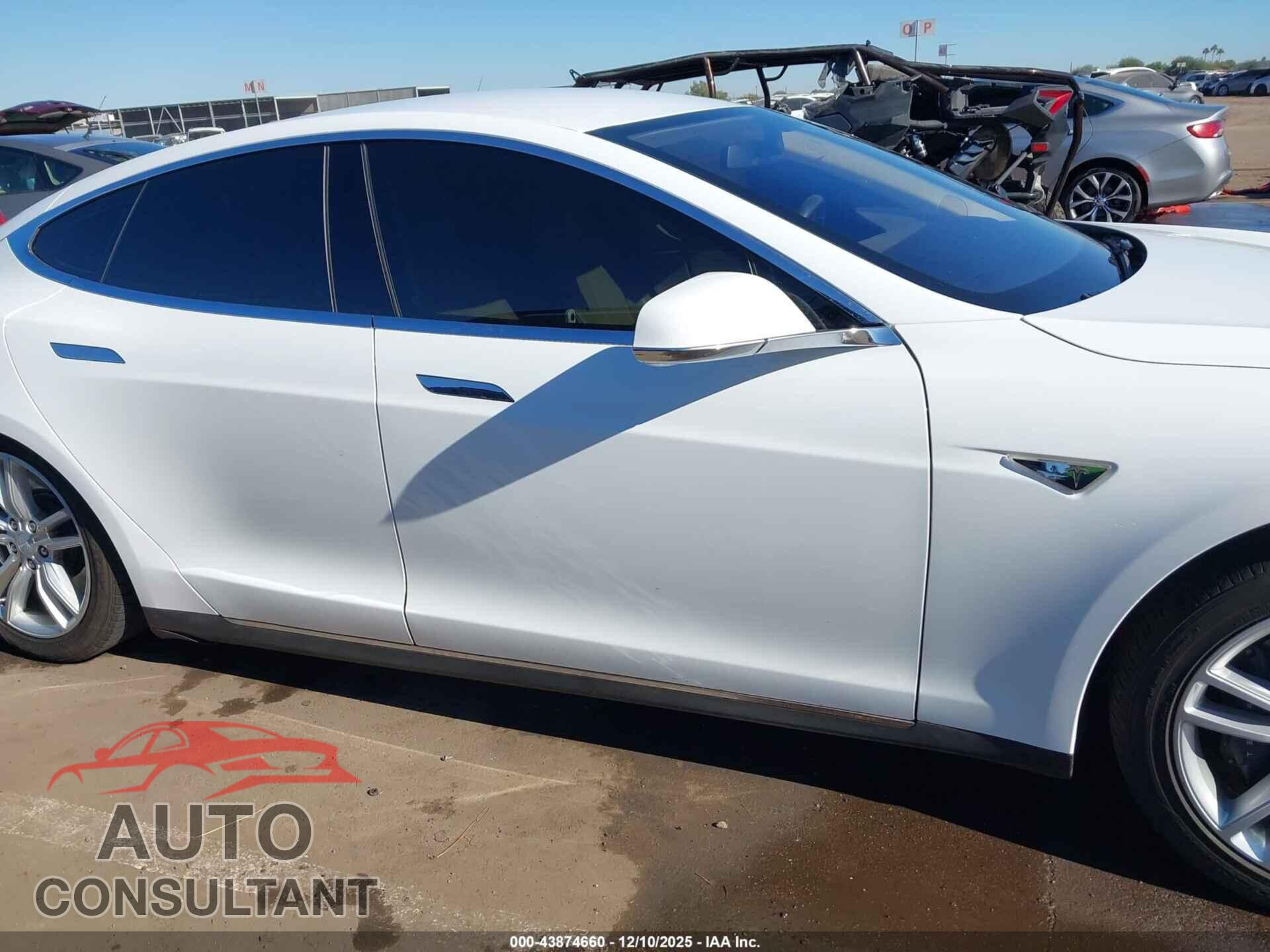 TESLA MODEL S 2013 - 5YJSA1CN9DFP05258