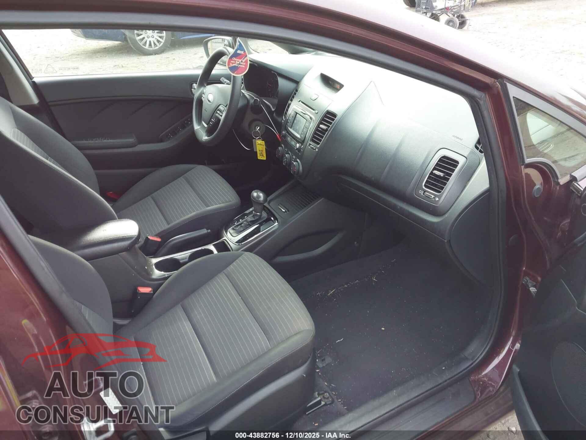 KIA FORTE 2017 - 3KPFL4A79HE041394