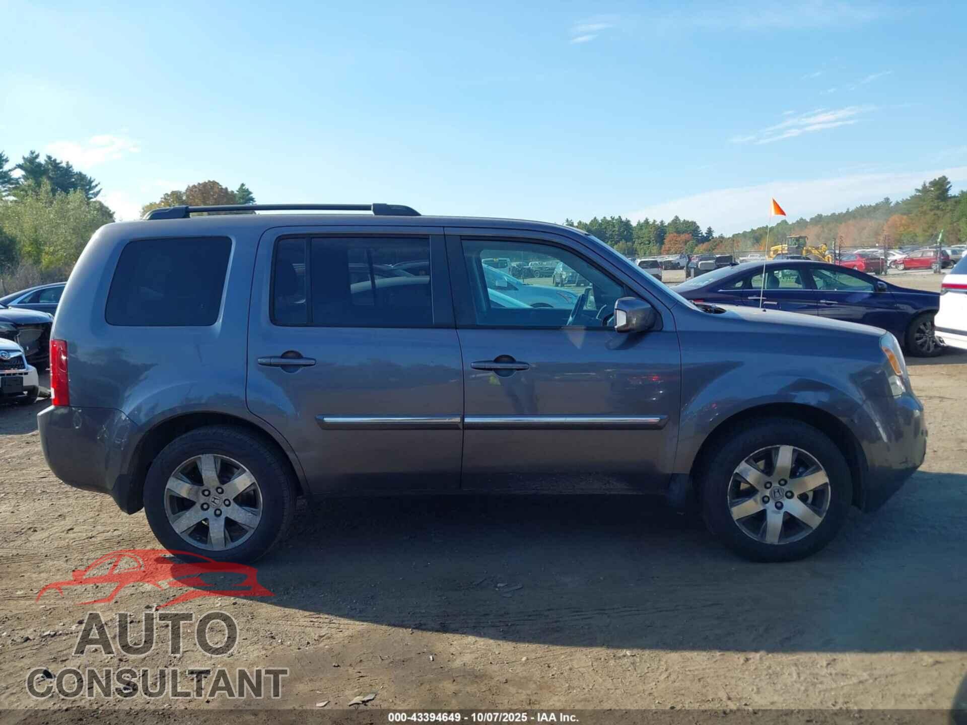 HONDA PILOT 2015 - 5FNYF4H92FB039100
