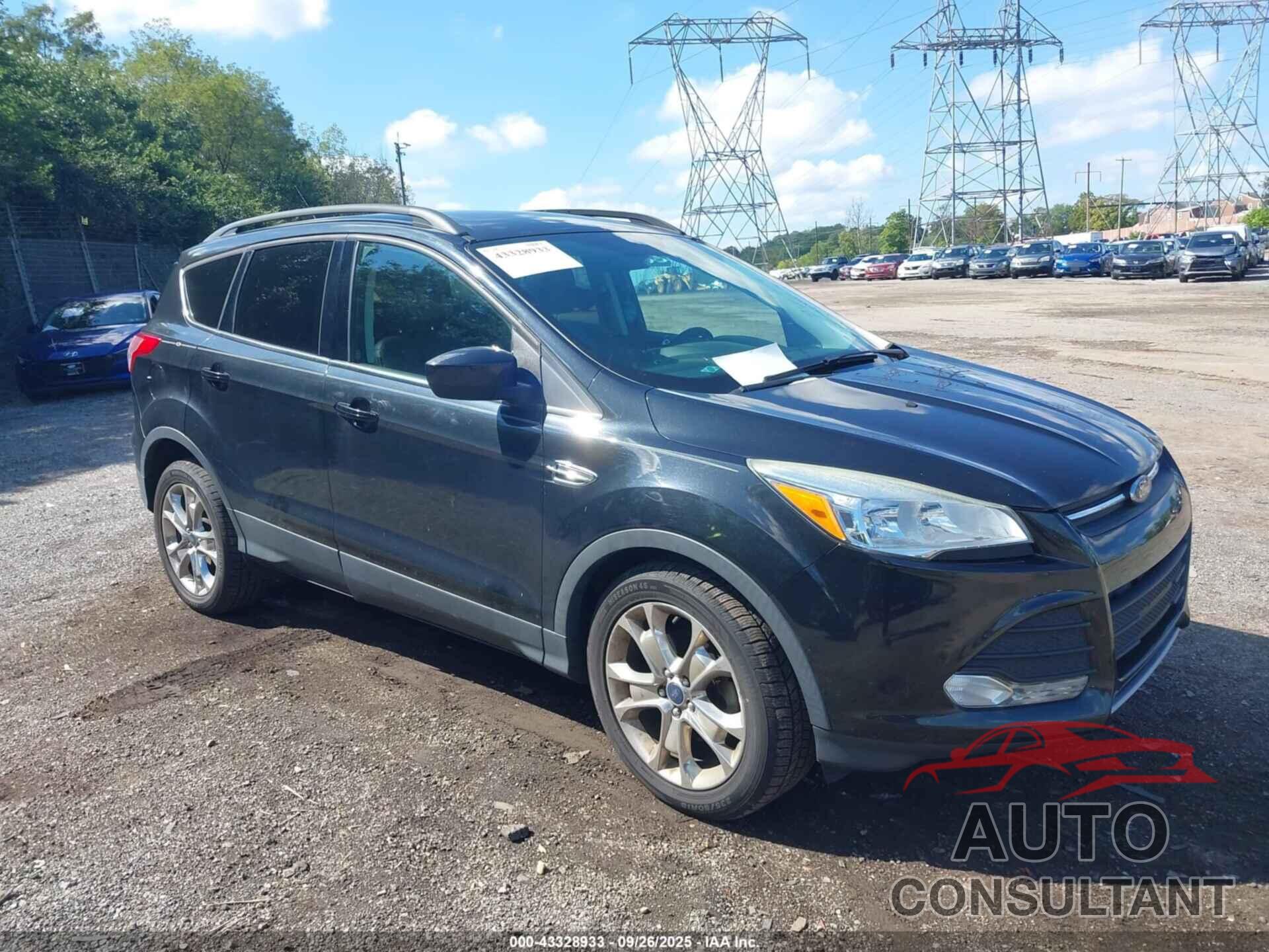 FORD ESCAPE 2015 - 1FMCU0GX4FUC74741