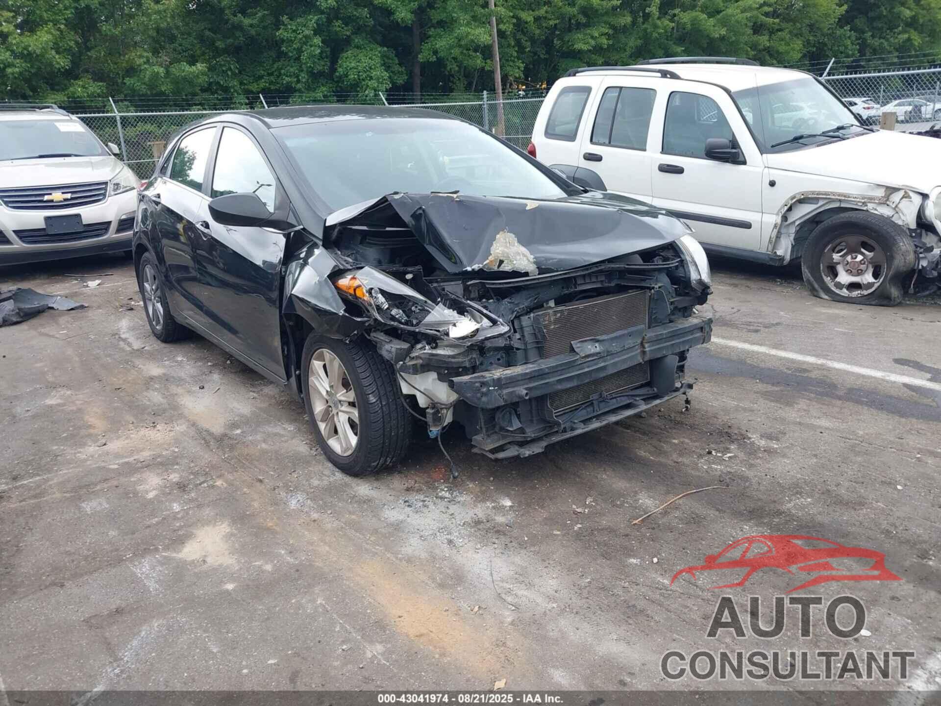 HYUNDAI ELANTRA GT 2013 - KMHD35LE6DU037142