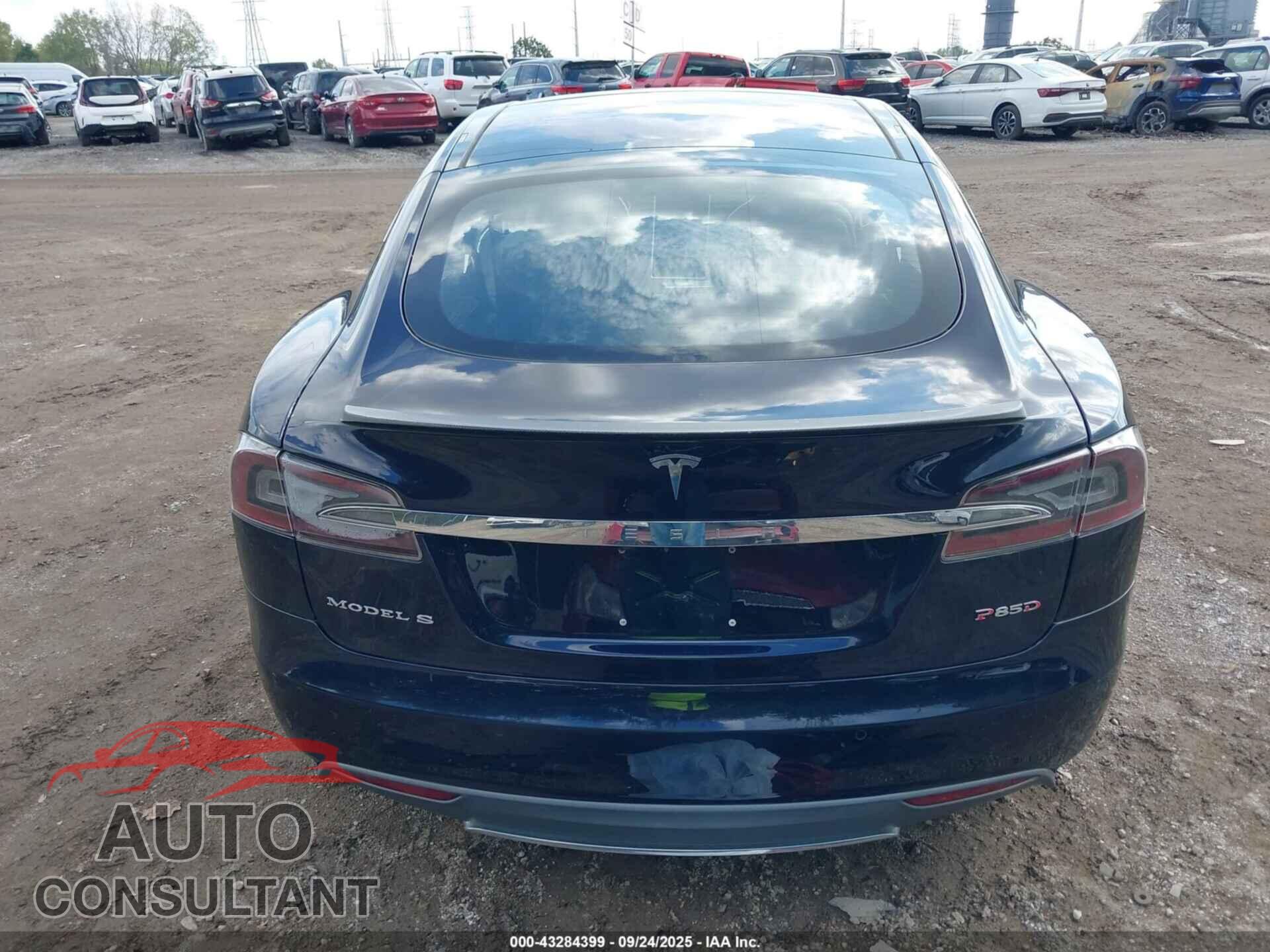 TESLA MODEL S 2014 - 5YJSA1H28EFP62759