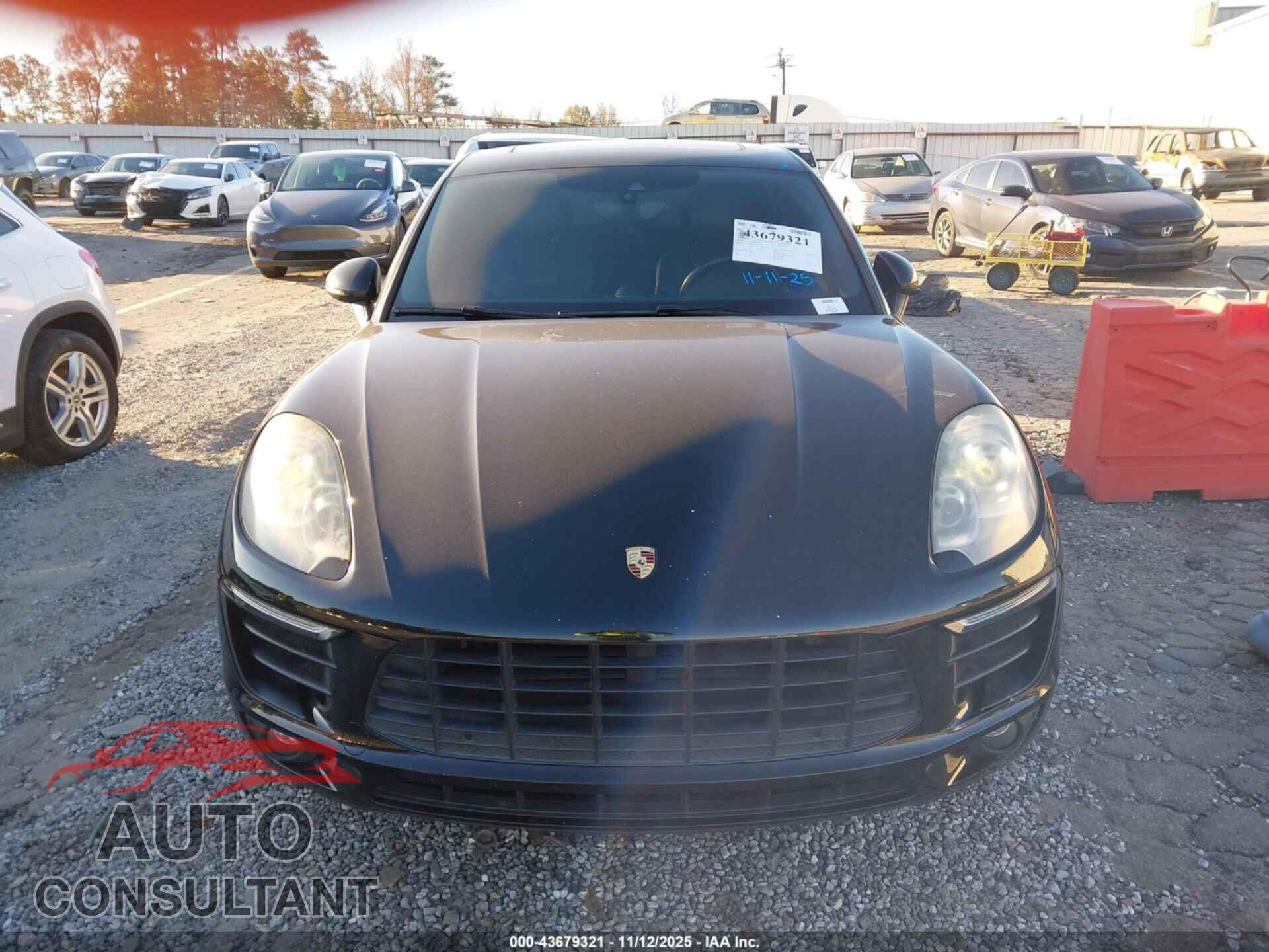 PORSCHE MACAN 2017 - WP1AA2A58HLB04204