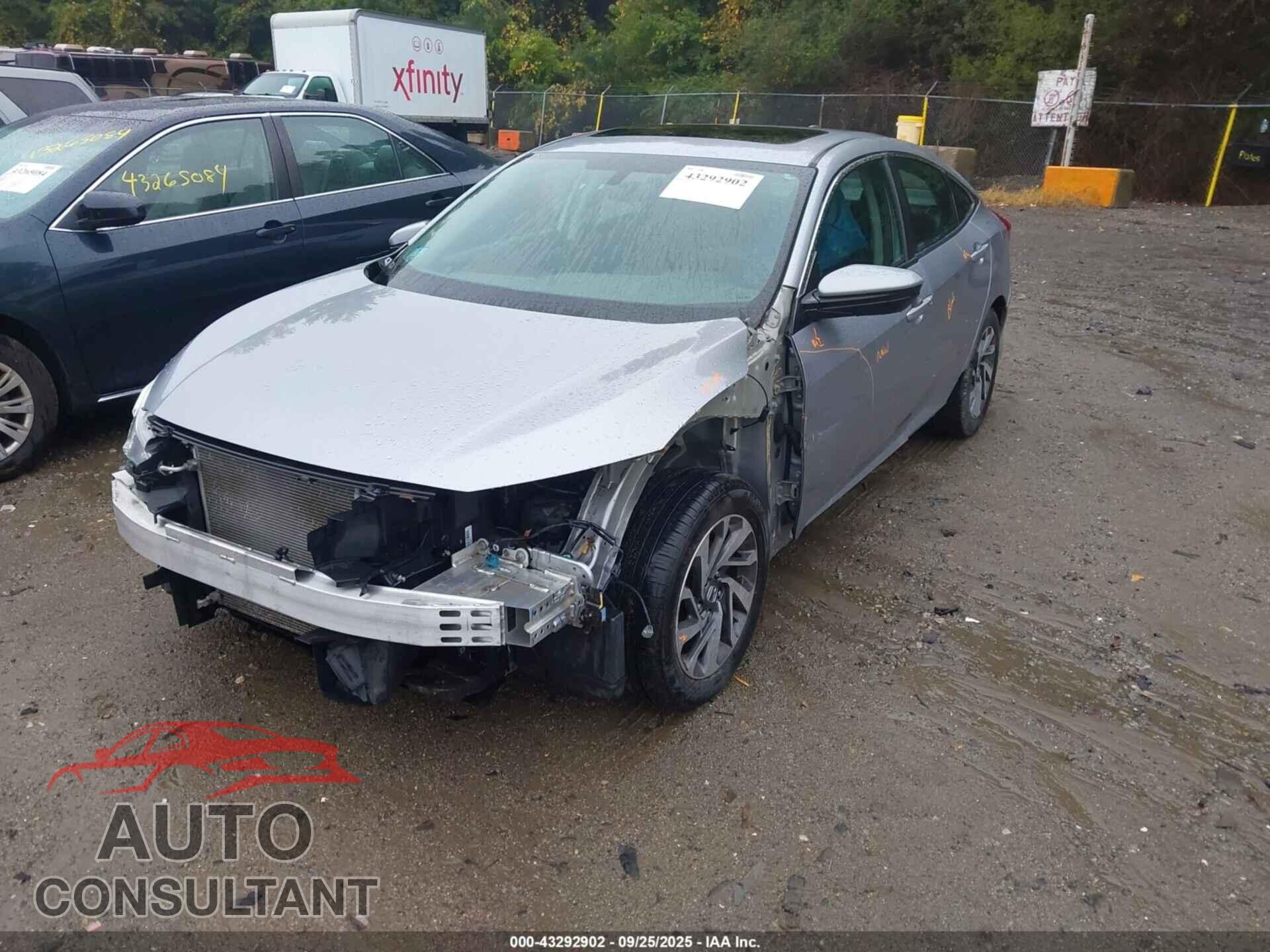 HONDA CIVIC 2017 - 19XFC2F78HE217607