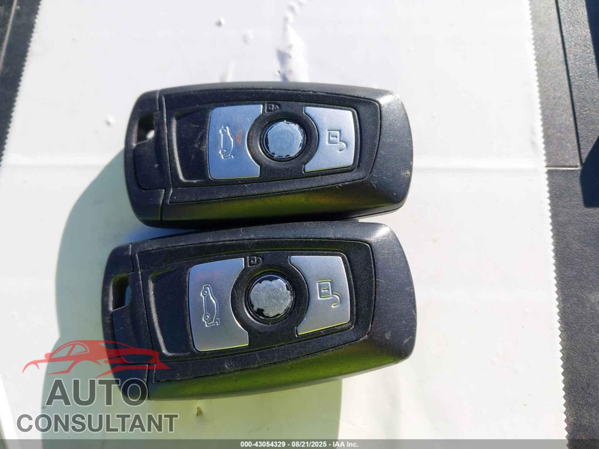 BMW 328I 2013 - WBA3B5C50DF597467