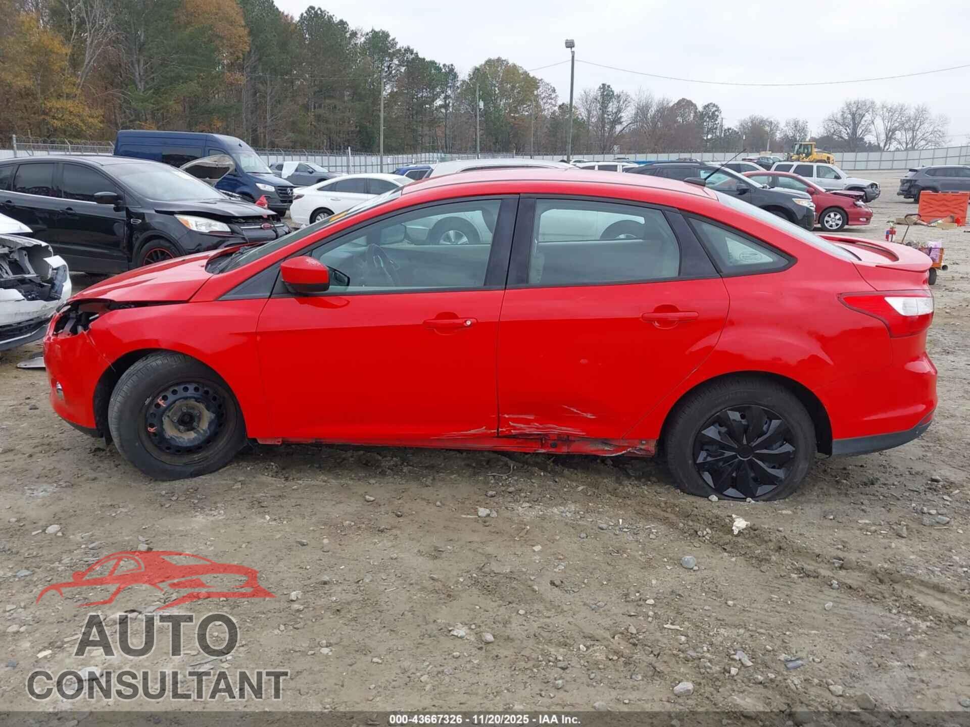 FORD FOCUS 2012 - 1FAHP3F28CL307837