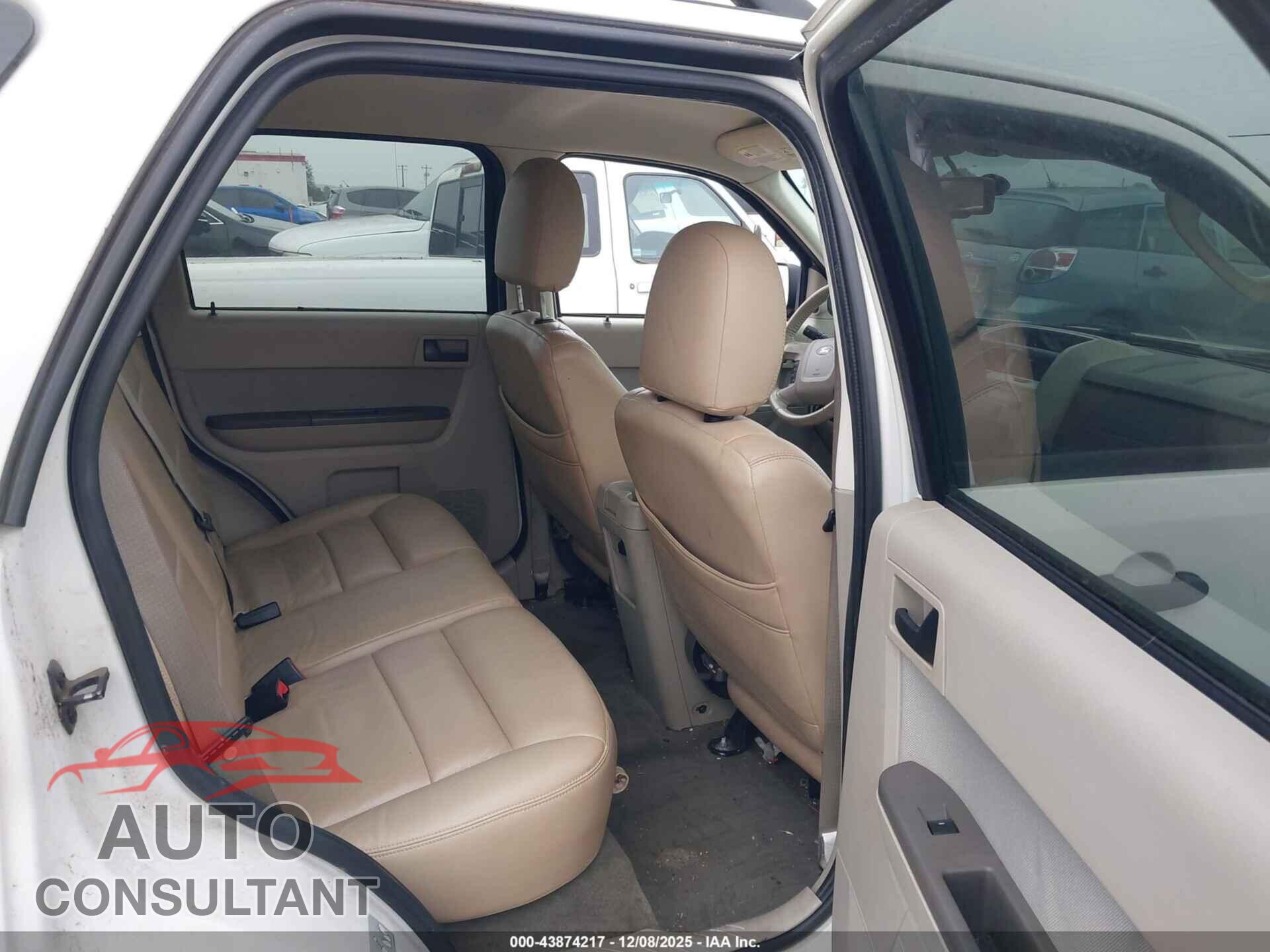 FORD ESCAPE 2010 - 1FMCU9DG1AKD18787
