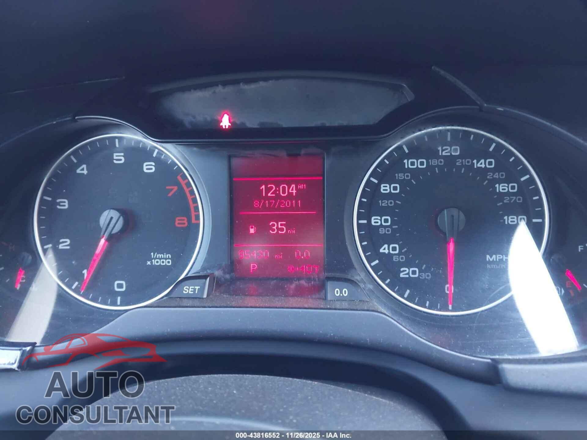 AUDI A4 2012 - WAUBFAFL0CA117331