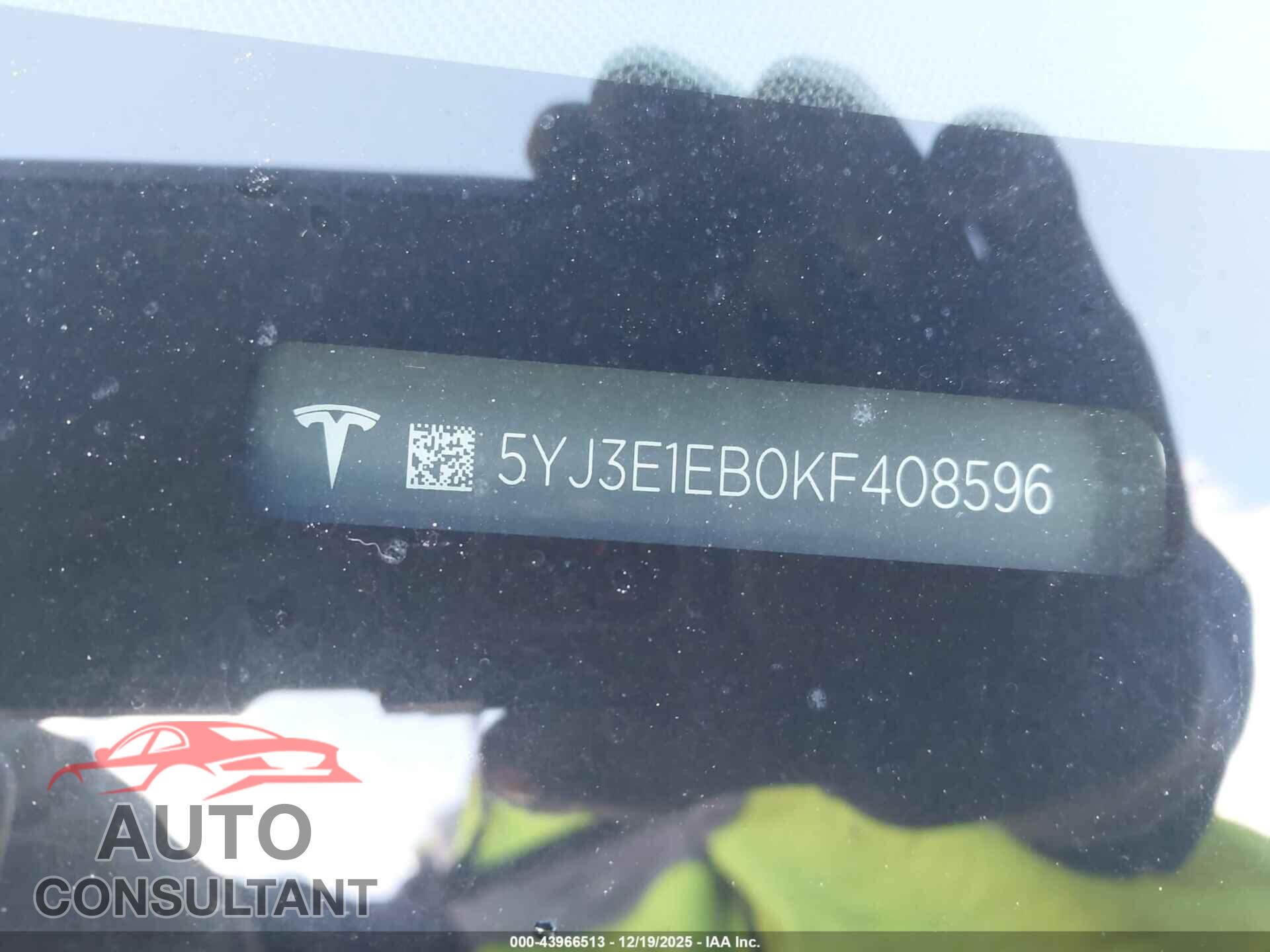 TESLA MODEL 3 2019 - 5YJ3E1EB0KF408596