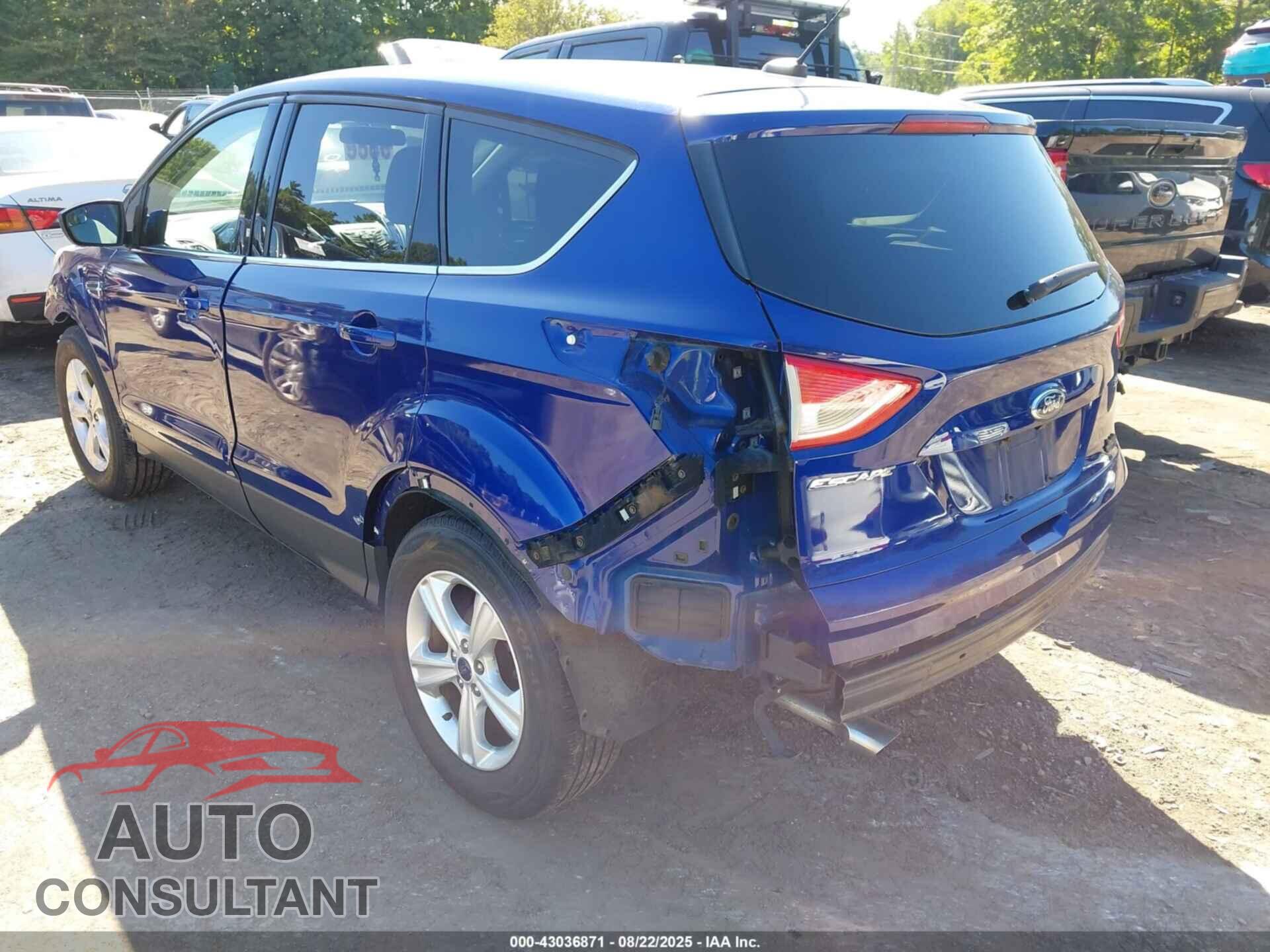 FORD ESCAPE 2015 - 1FMCU0G76FUC00611