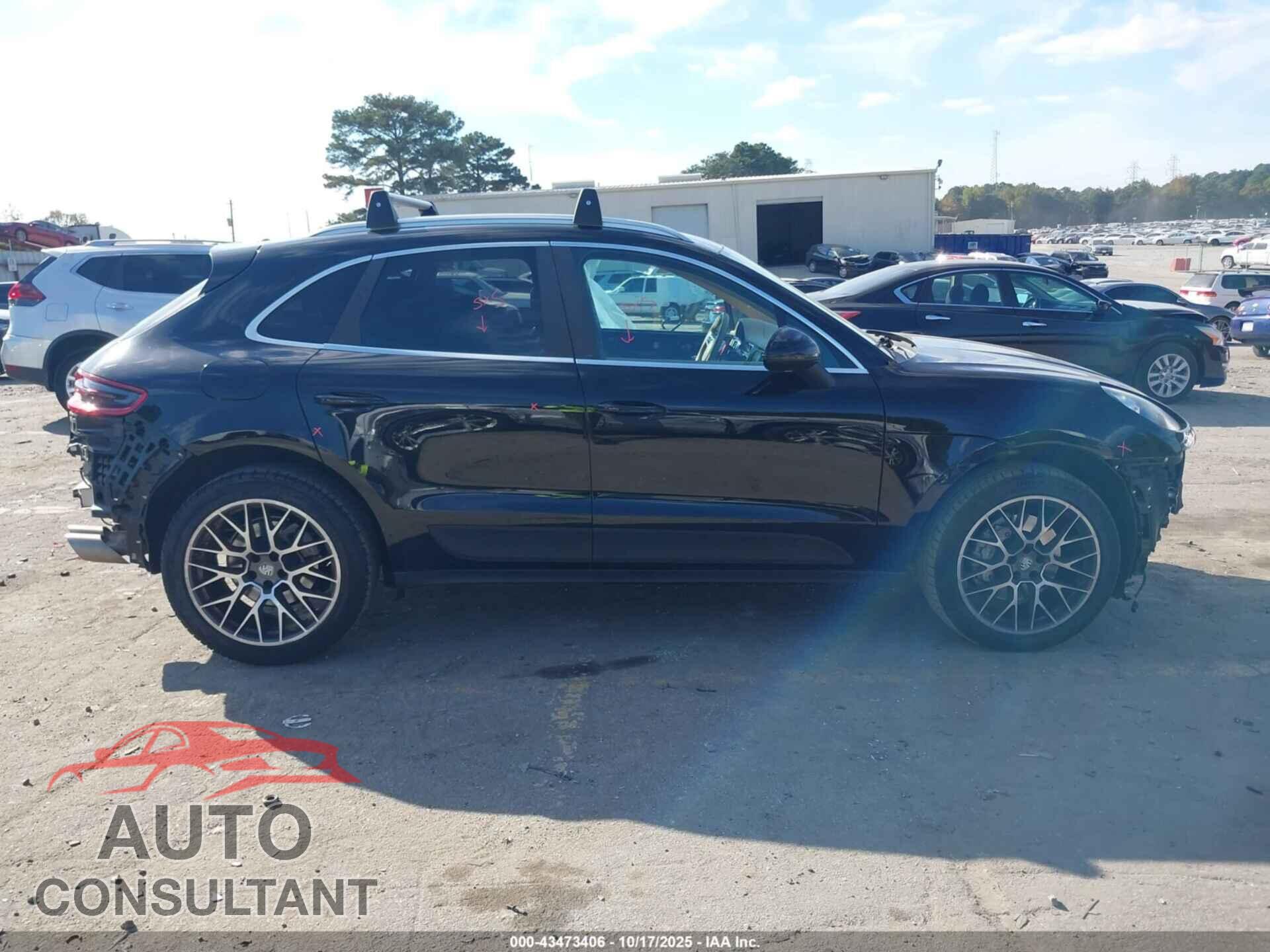 PORSCHE MACAN 2016 - WP1AB2A5XGLB48071