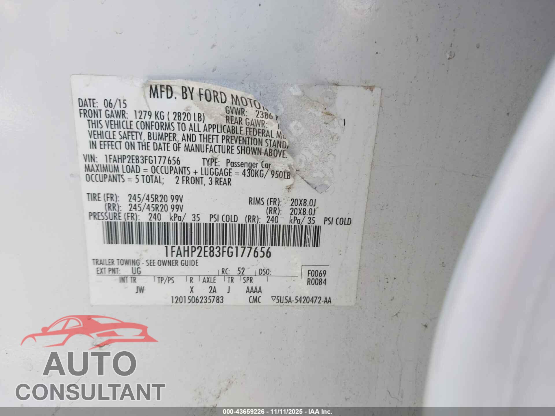 FORD TAURUS 2015 - 1FAHP2E83FG177656
