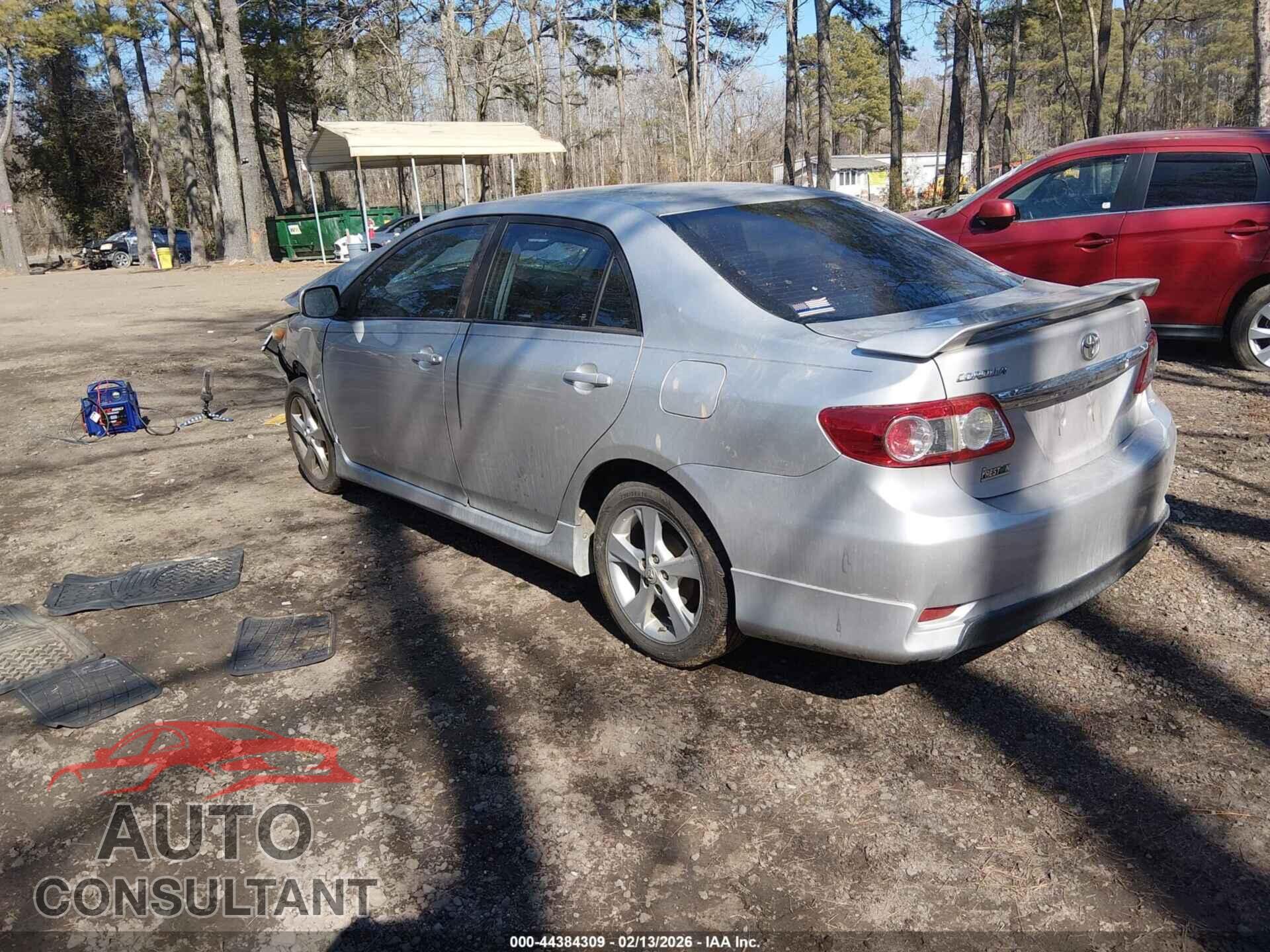 TOYOTA COROLLA 2011 - 2T1BU4EE3BC660180