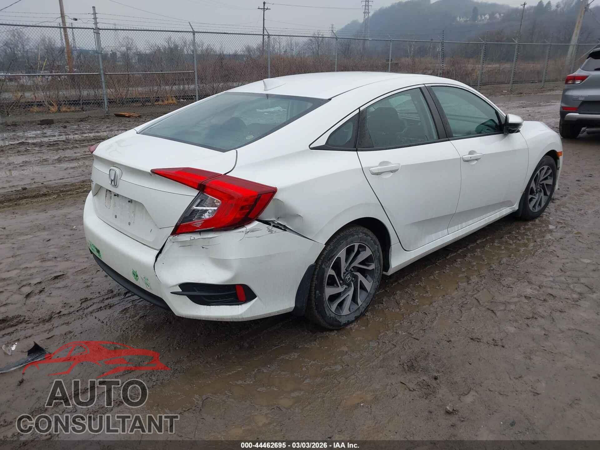 HONDA CIVIC 2017 - 2HGFC2F70HH543763