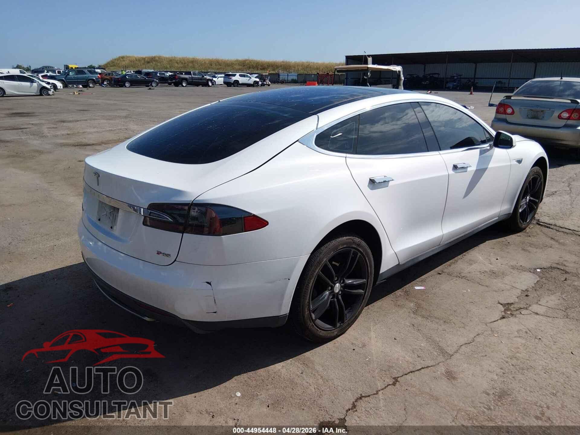 TESLA MODEL S 2013 - 5YJSA1DP0DFP14124
