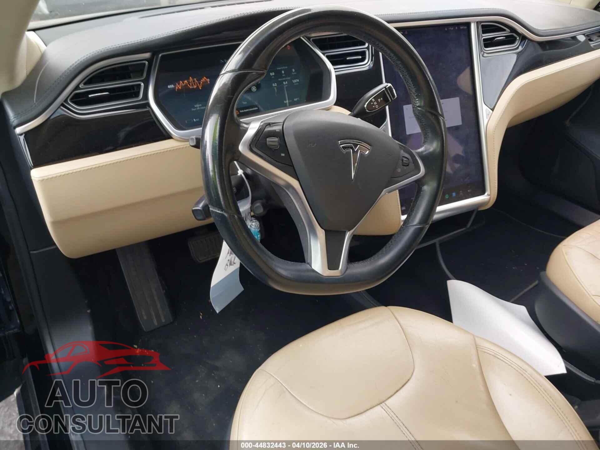 TESLA MODEL S 2014 - 5YJSA1H10EFP33151