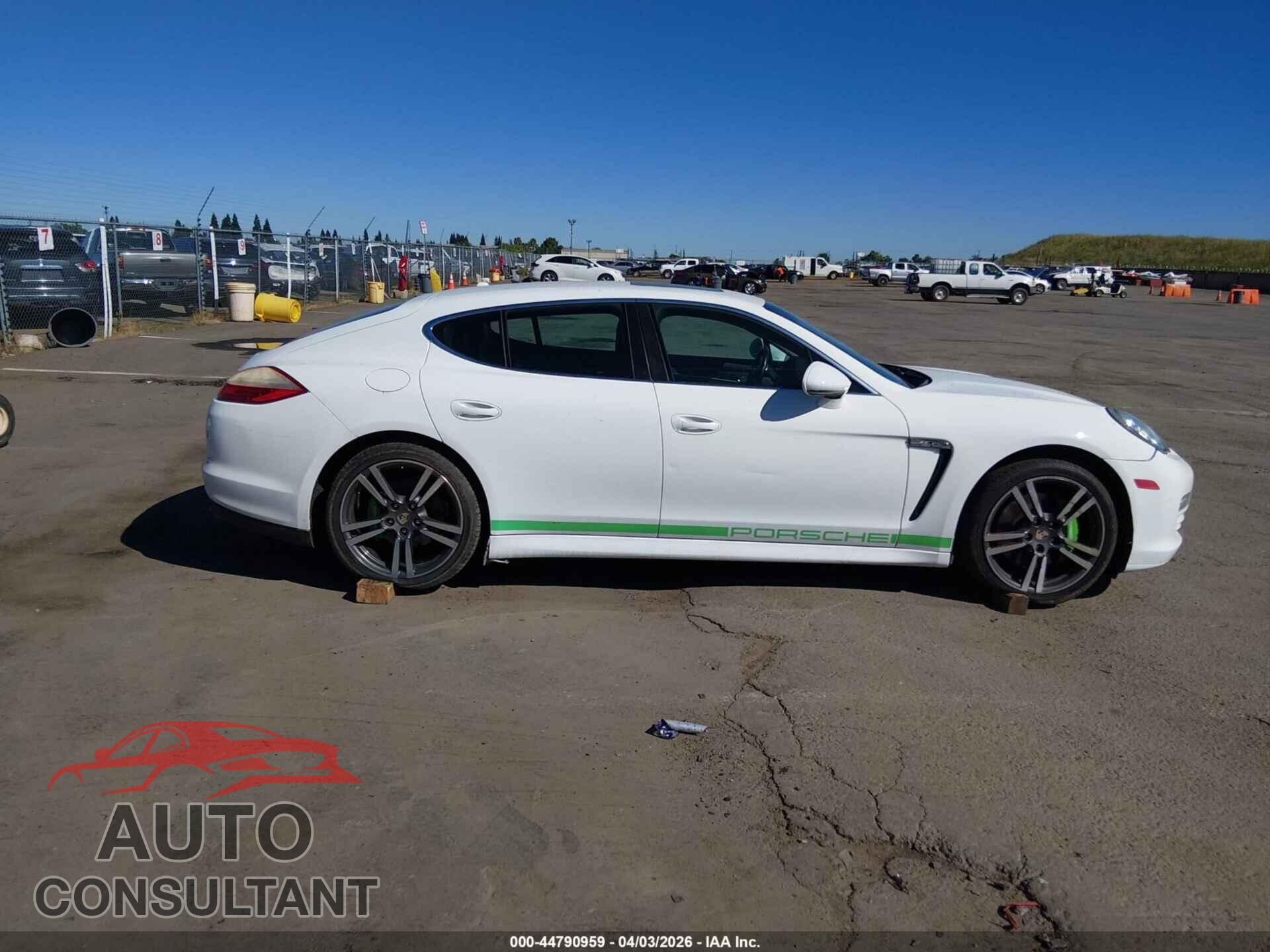 PORSCHE PANAMERA 2011 - WP0AB2A73BL062306