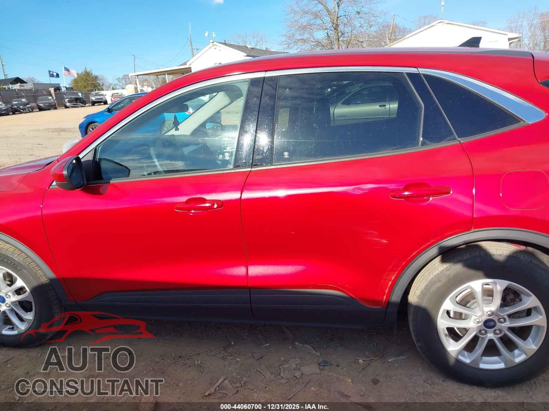 FORD ESCAPE 2020 - 1FMCU0G61LUA68103