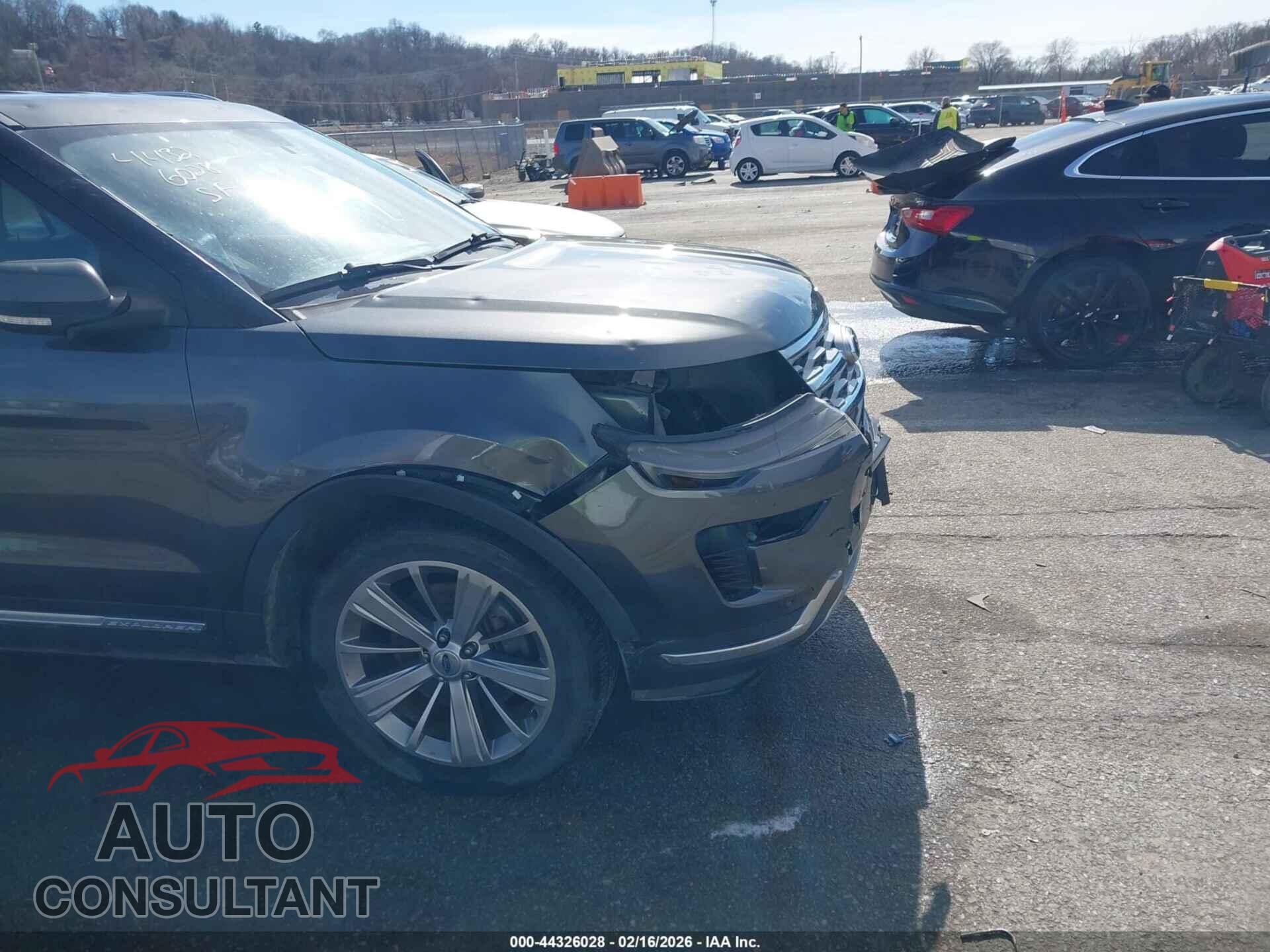 FORD EXPLORER 2018 - 1FM5K7F83JGB13631